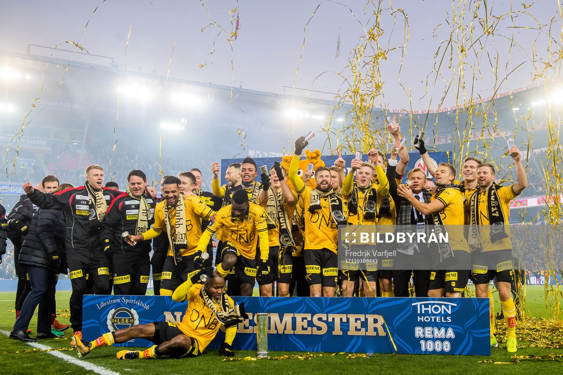 The players of Lillestrøm celebrate