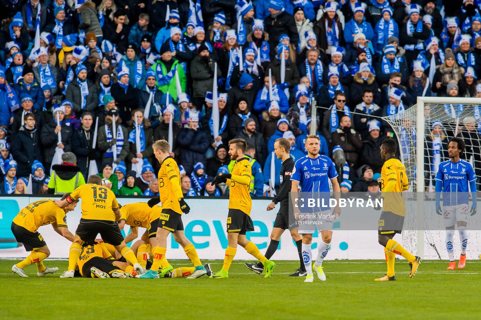 Mats Haakenstad of Lillestrøm celebrates with his teammates