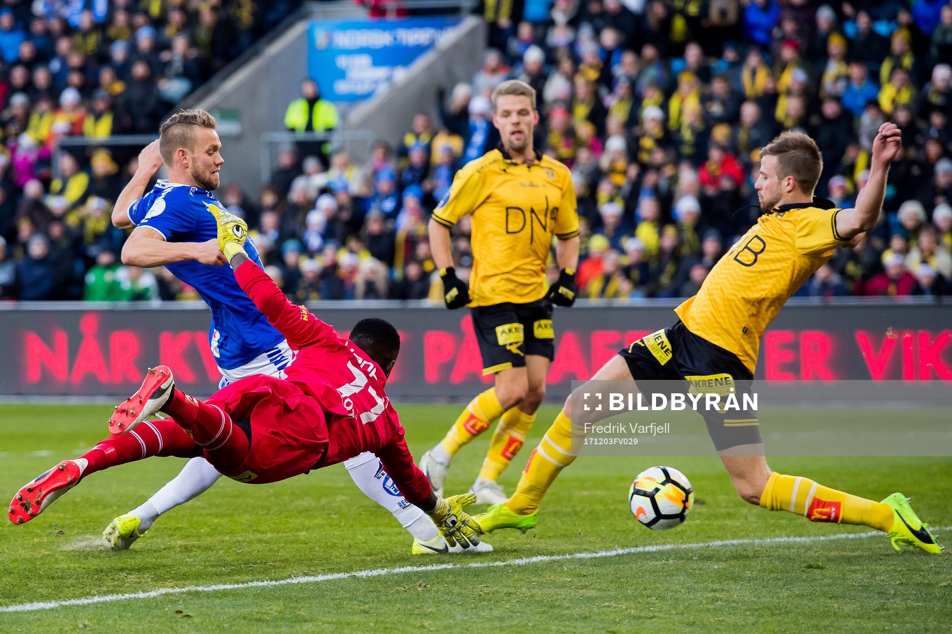 Ole Jørgen Halvorsen of Sarpsborg 08, goalkeeper Arnold Origi of Lillestrøm, Mats Haakenstad of Lillestrøm and Simen Rafn of Lillestrøm during the cup final match between Lillestrøm and Sarpsborg 08 on December 3, 2017 in Oslo.
