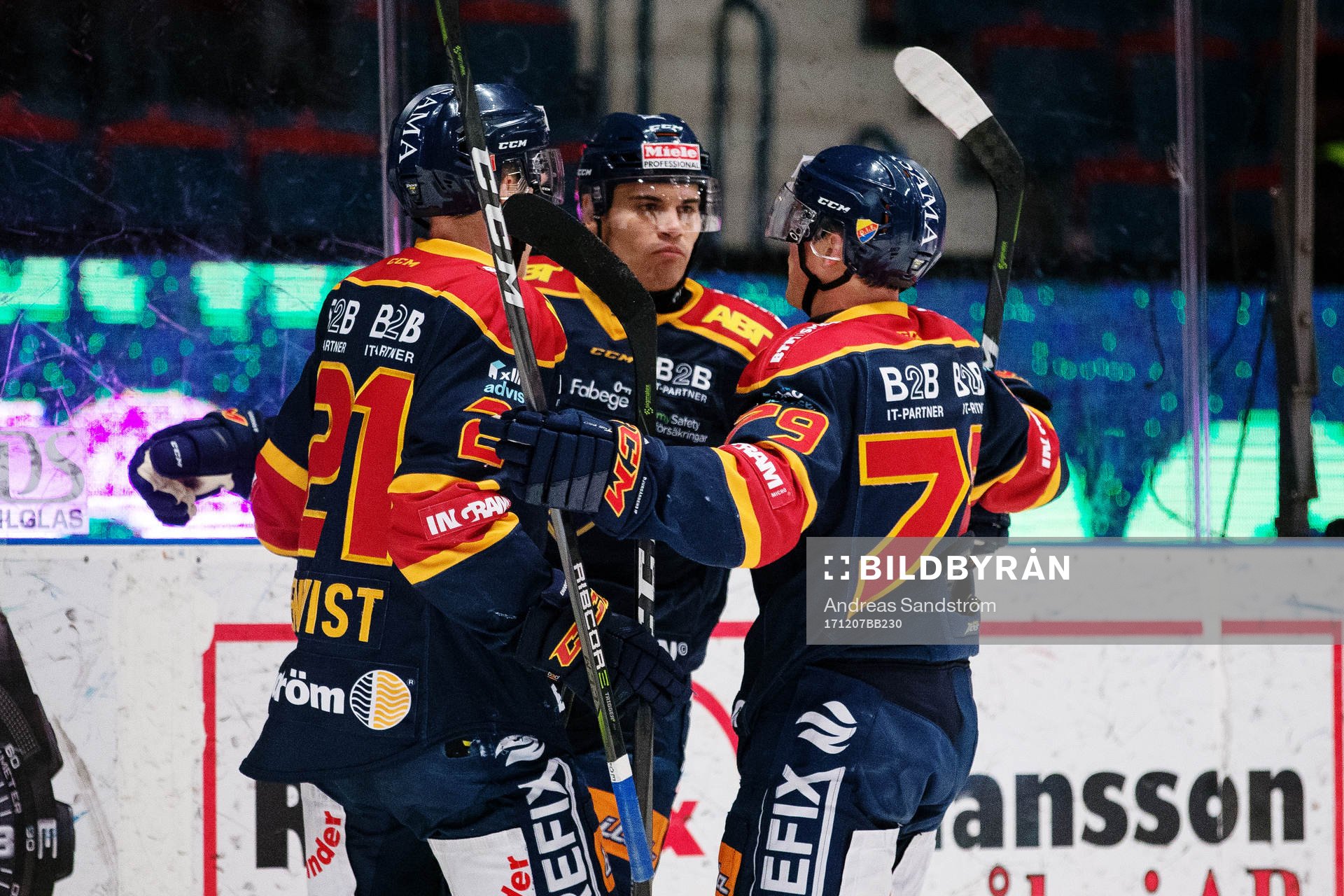 Djurgårdens Rene Bourque jublar med lagkamrater