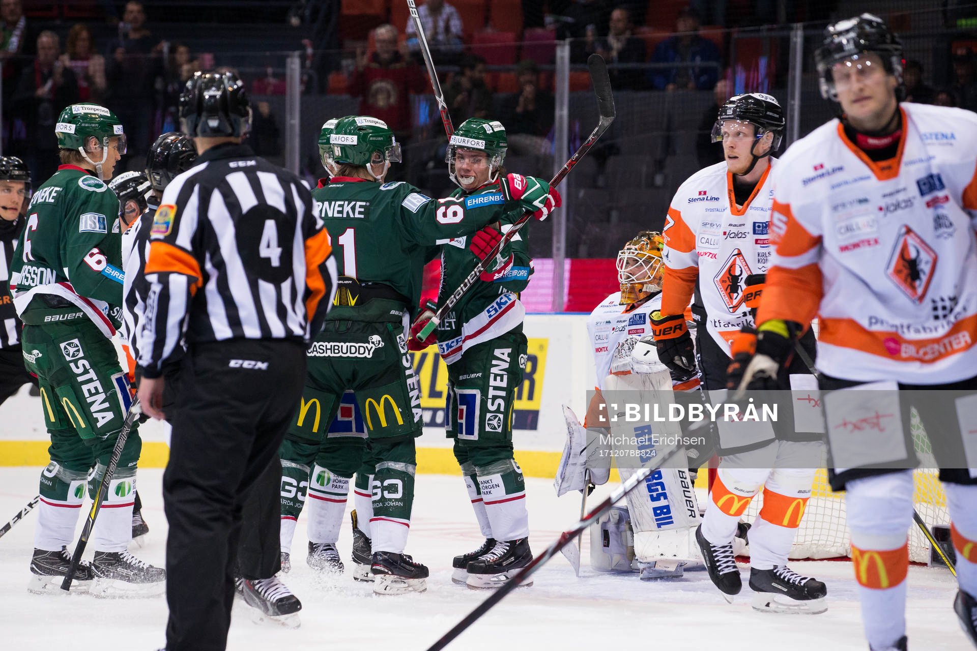 Frölundas Victor Olofsson jublar ihop med Lias Andersson