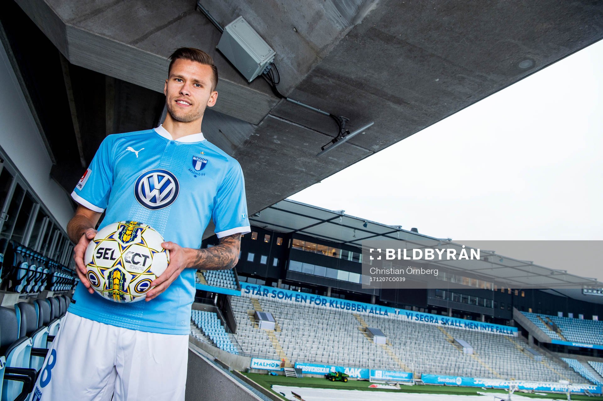 Malmö FF presenterar Arnor Ingvi Traustason som ny