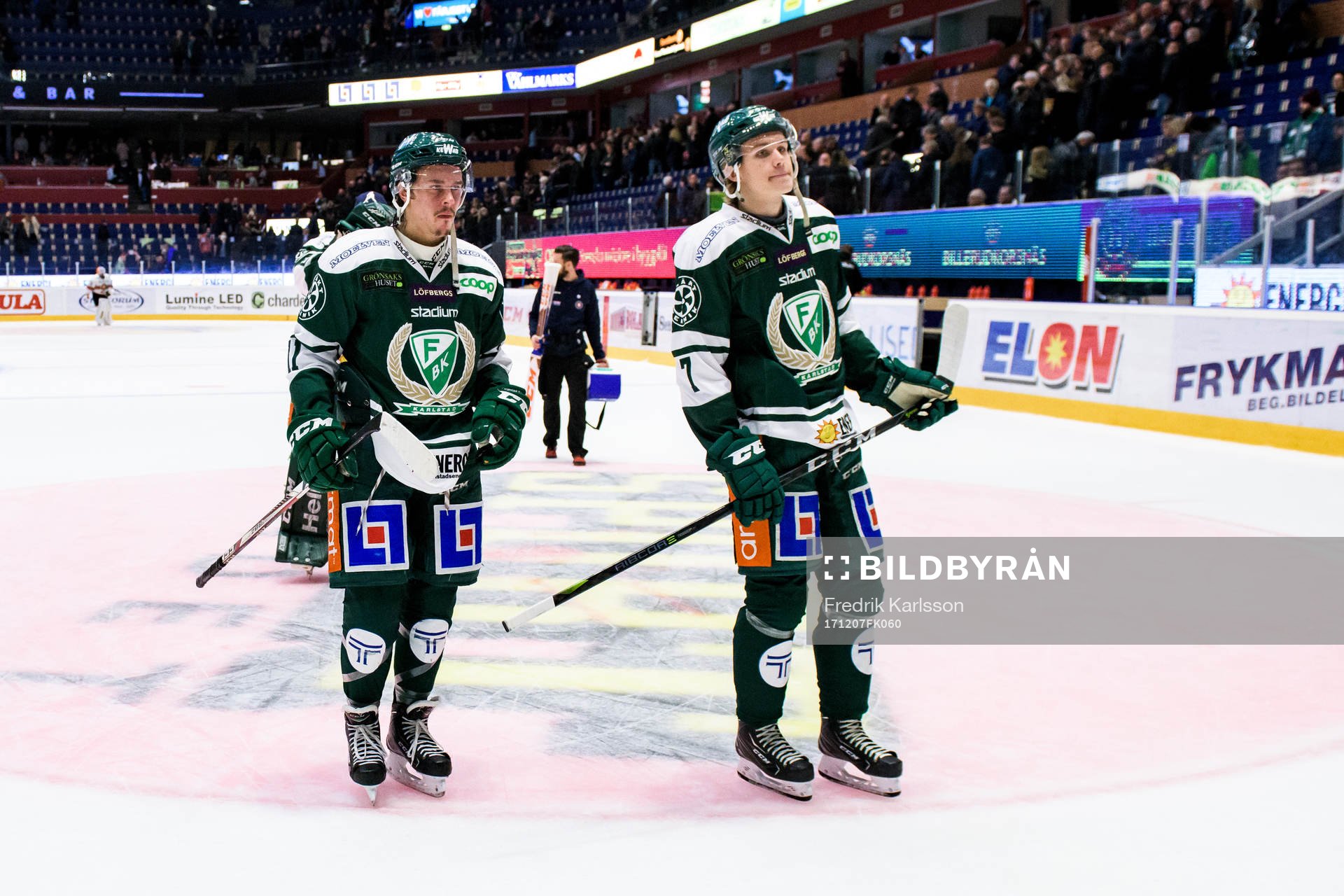 Färjestads Joakim Nygård och Herman Johansson deppar