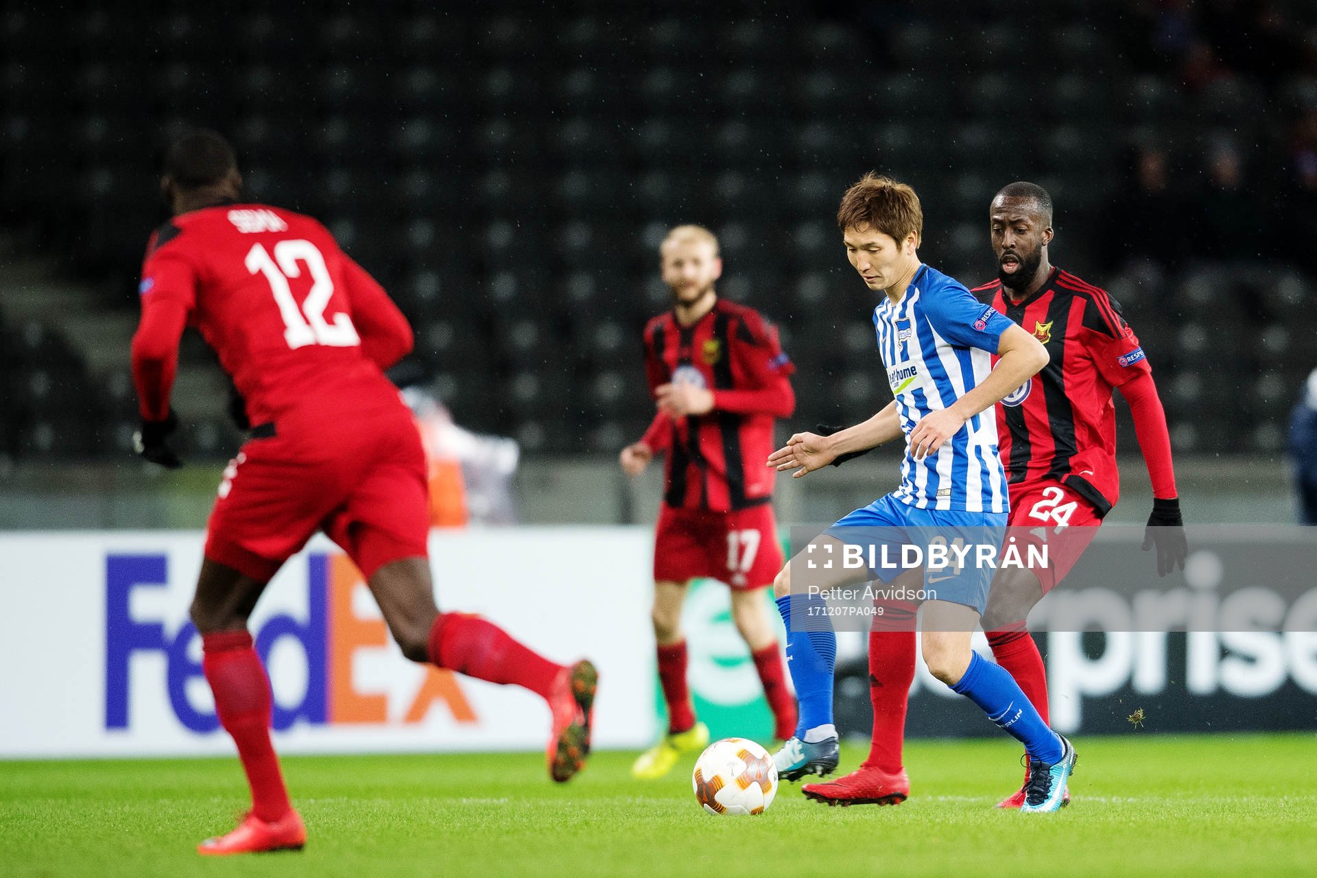 Hertha Berlins Genki Haraguchi och Östersunds Ronald