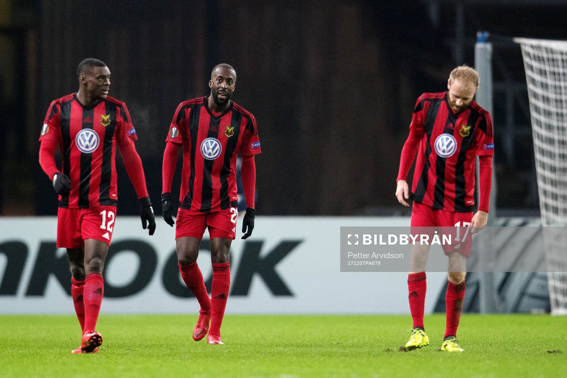 Östersunds Ken Sema, Ronald Mukiibi och Curtis Edwards