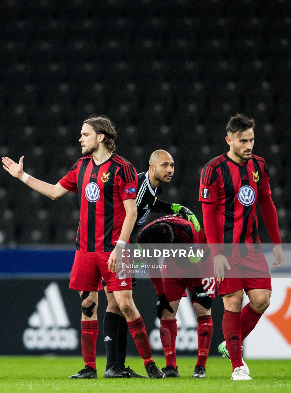 Östersunds Tom Pettersson, målvakt Aly Keita, Brwa Nouri