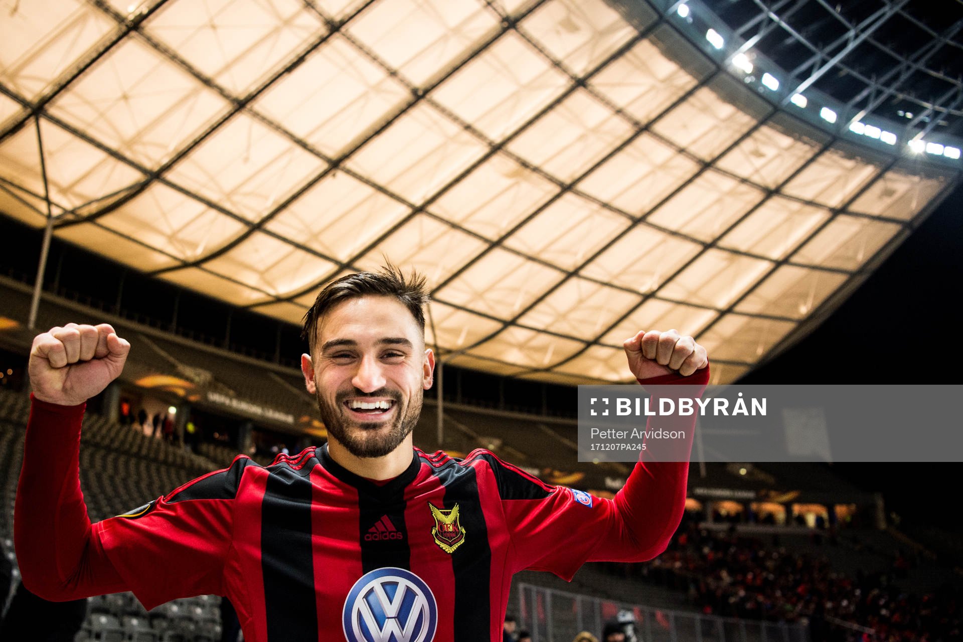 Östersunds målskytt Sotirios Papagiannopoulus jublar
