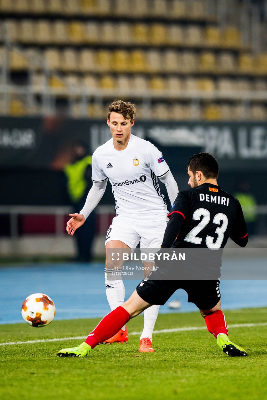 Vegar Eggen Hedenstad of Rosenborg and Besir Demiri of FK