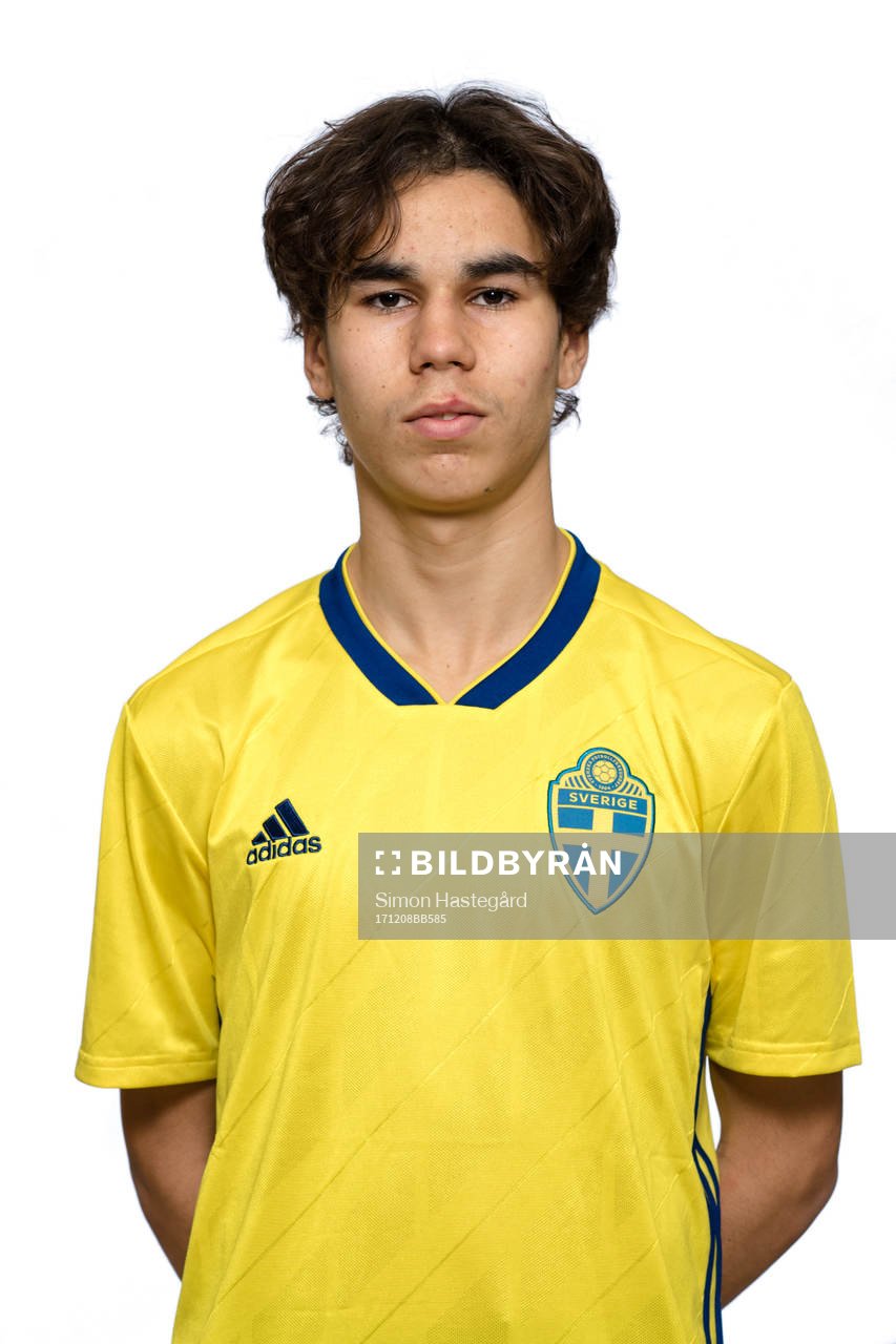 Yasin Elharrab i P17/00-landslaget