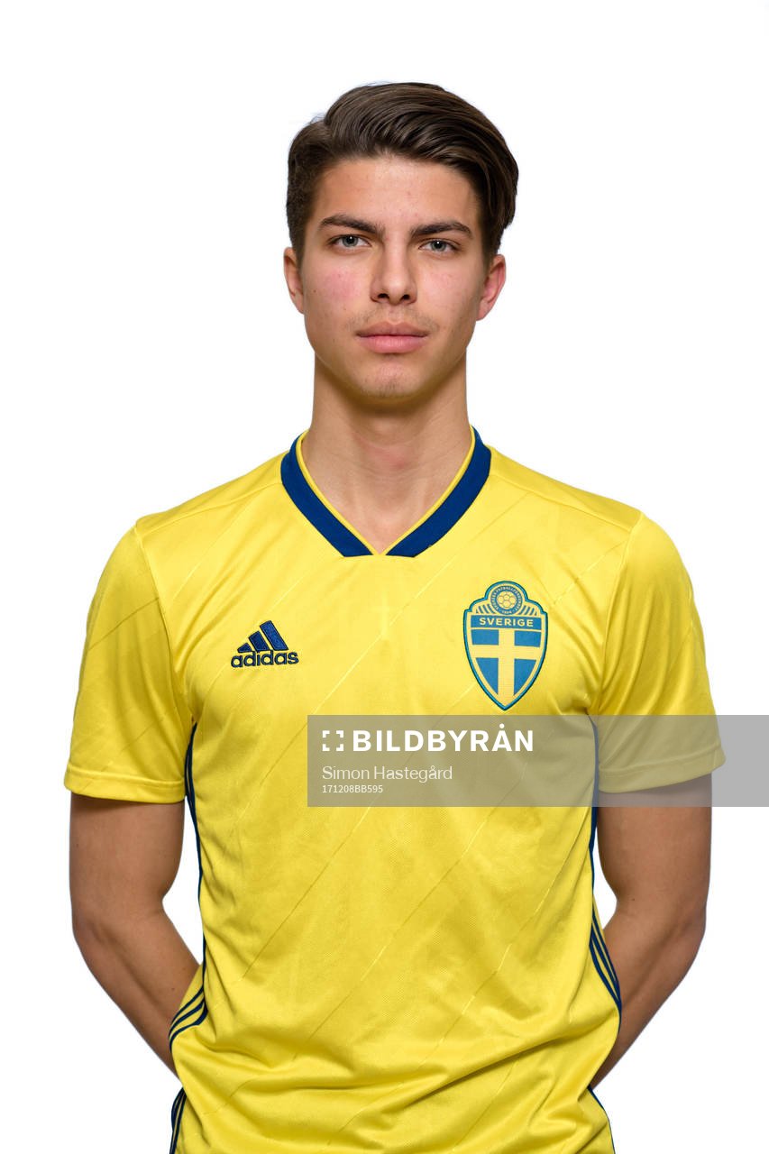Melvin Mårtensson Almevid i P17/00-landslaget