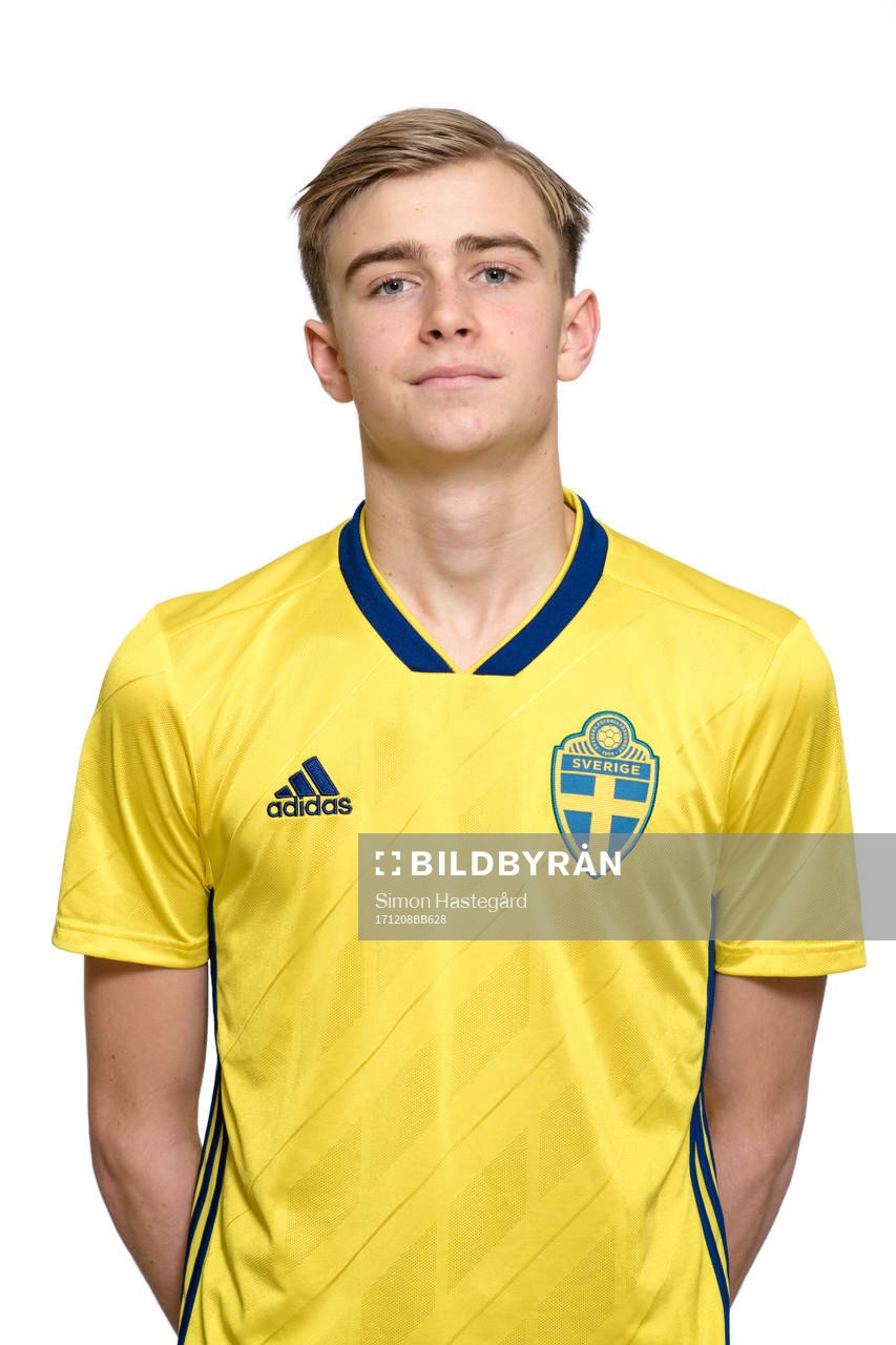 Julius Brekkans i P17/00-landslaget