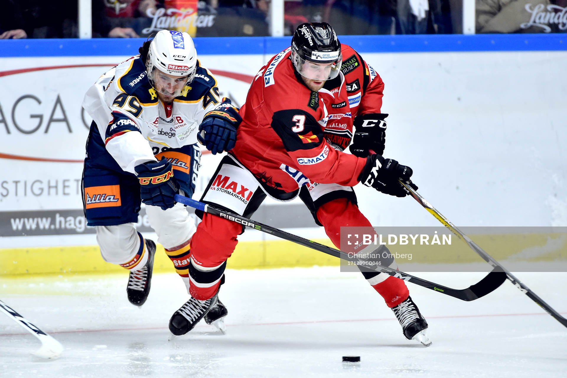 Djurgårdens David Bernhardt och Malmö Redhawks Oliver