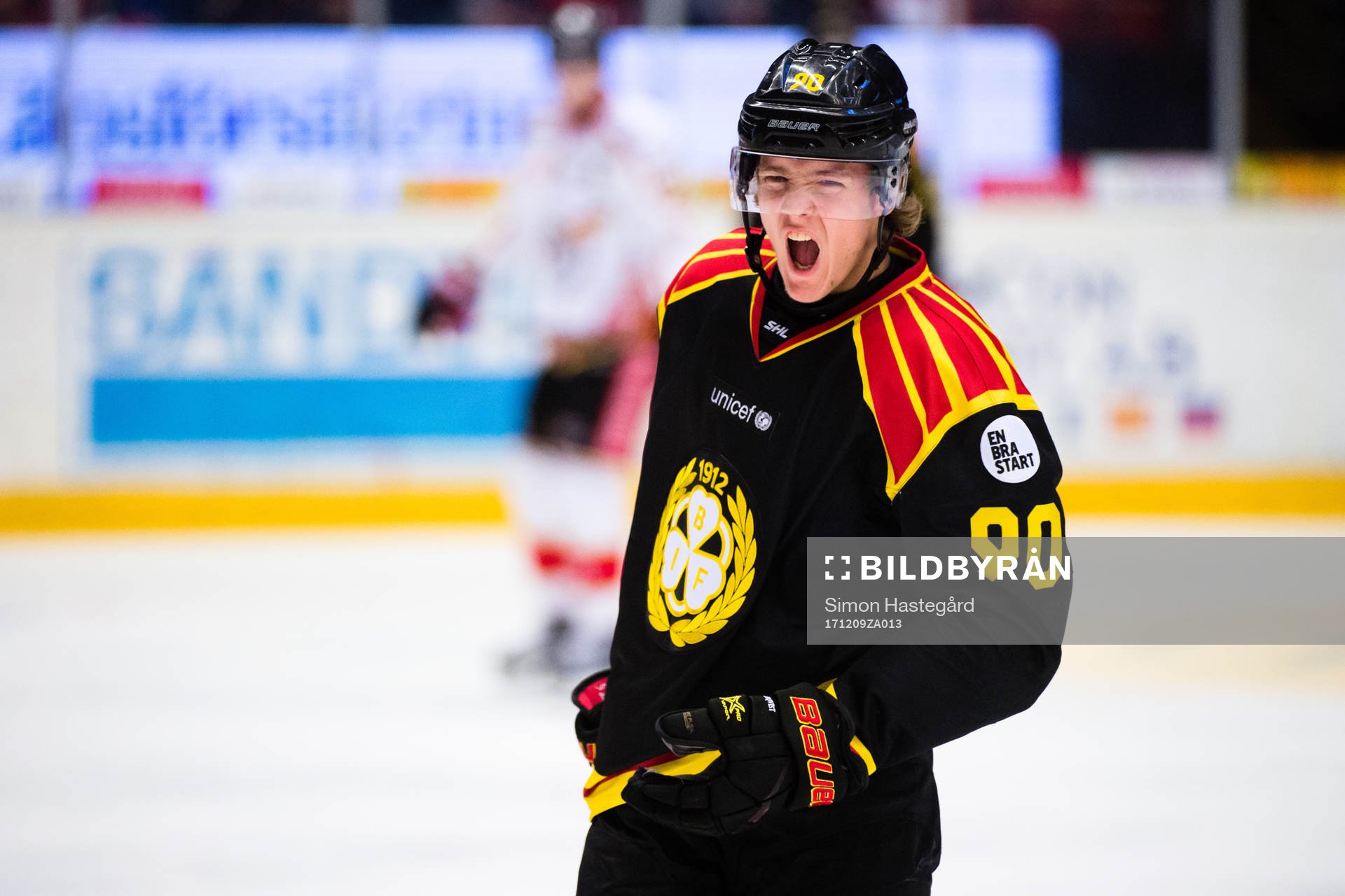 Brynäs Jesper Boqvist har ont i käken