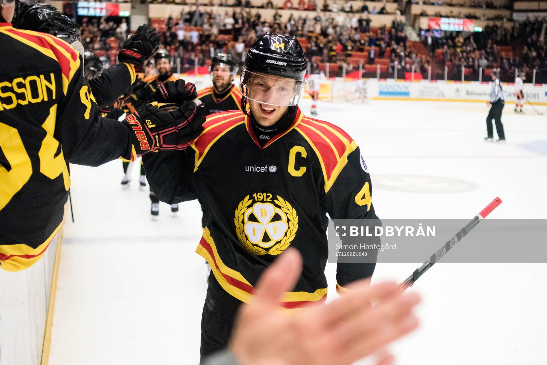 Brynäs Jacob Blomqvist jublar