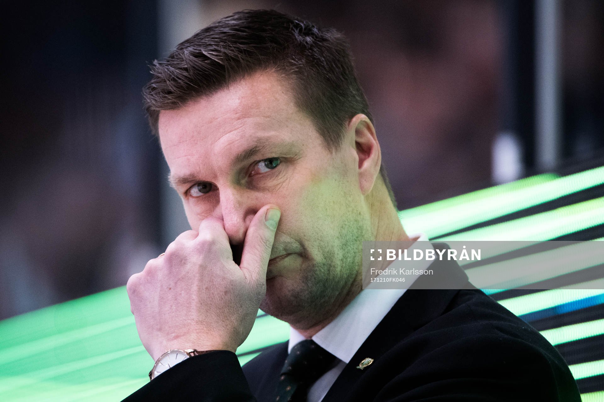 Färjestads tränare Johan Pennerborn deppar