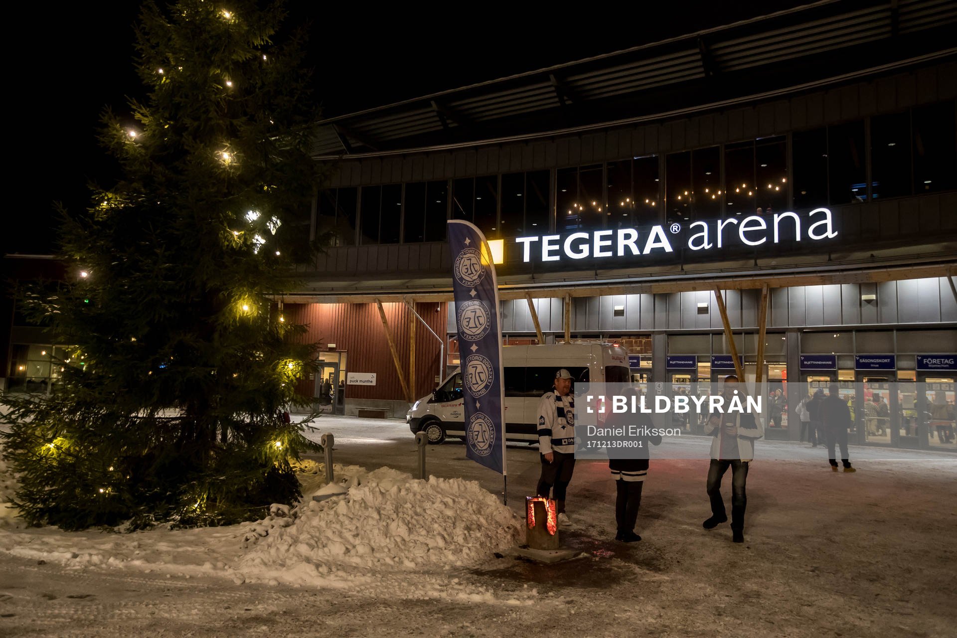 Tegera Arena innan ishockeymatchen i Hockeyallsvenskan