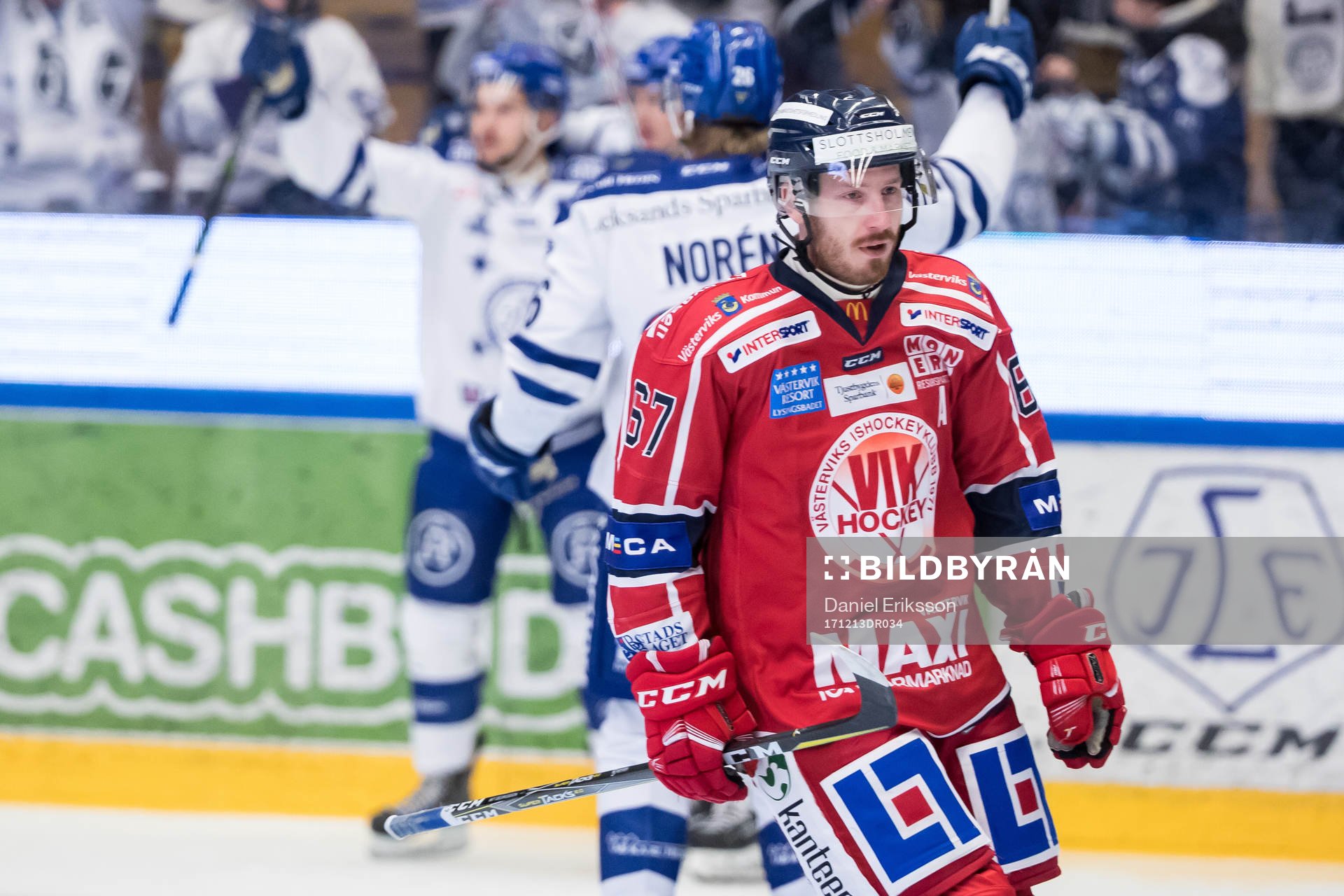 Västerviks Emil Georgsson deppar