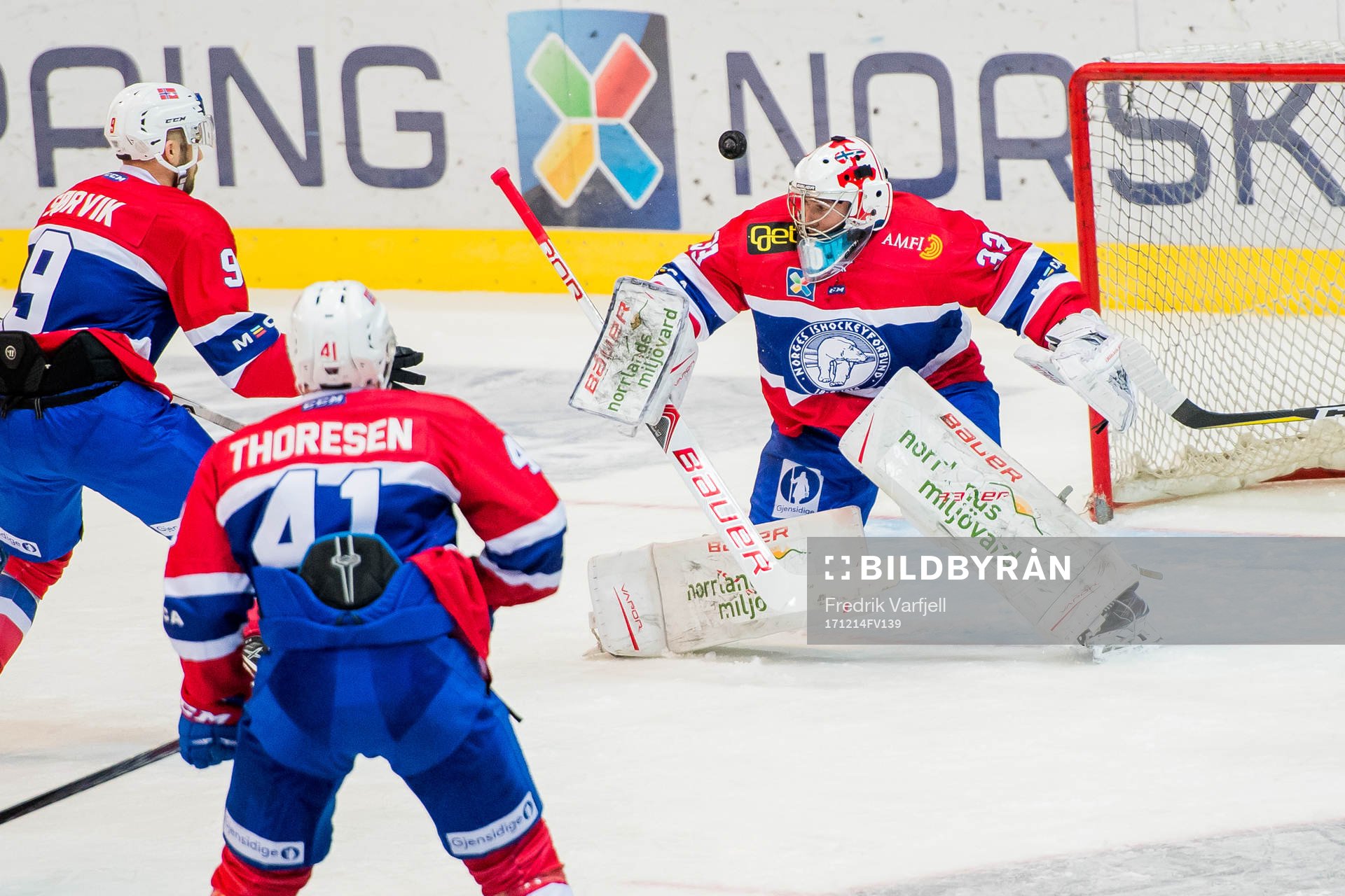 Daniel Sørvik, Patrick Thoresen and goaltender Henrik