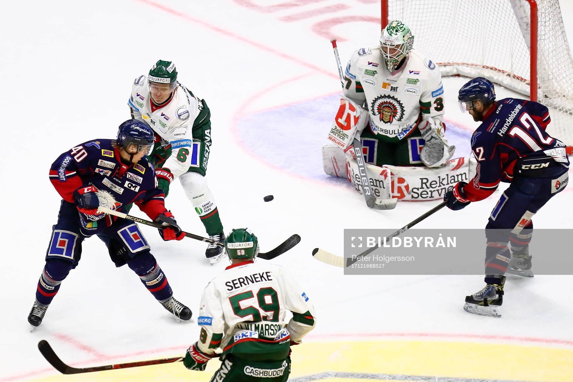 Linköpings Ken Andre Olimb, Frölundas målvakt Johan