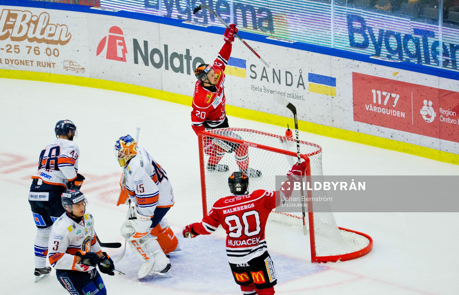 Örebros Marcus Weinstock gör 2-1 och jublar med Libor