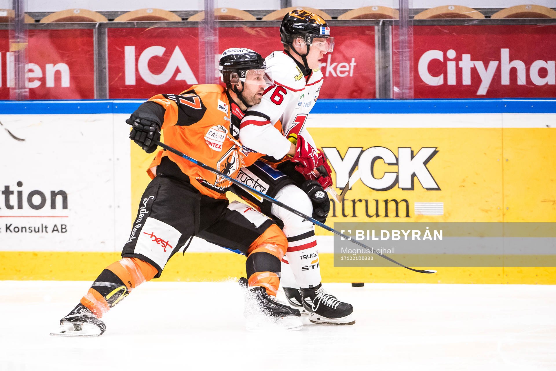 Karlskronas Per Ledin  och Örebros Jare Sallinen