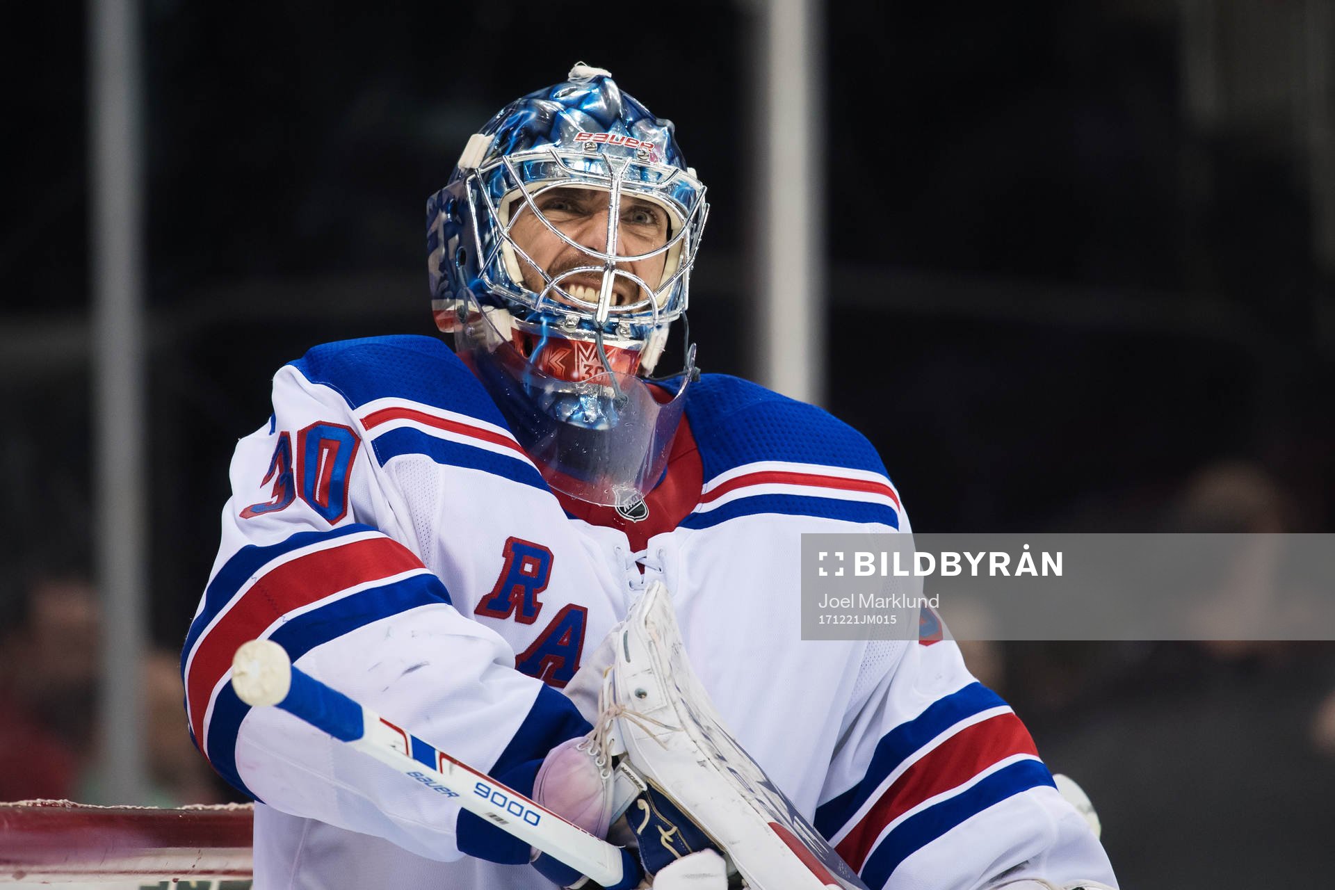Rangers målvakt Henrik Lundqvist grimaserar