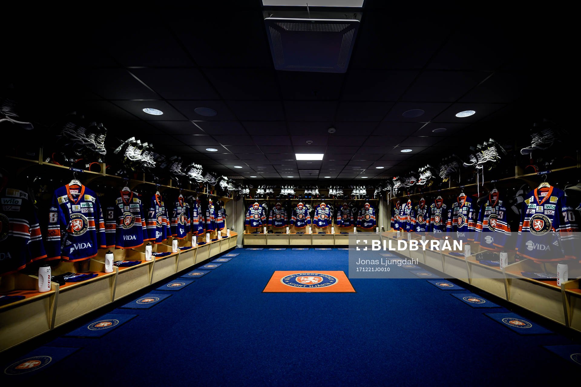 Växjös omklädningsrum före ishockeymatchen i SHL mellan