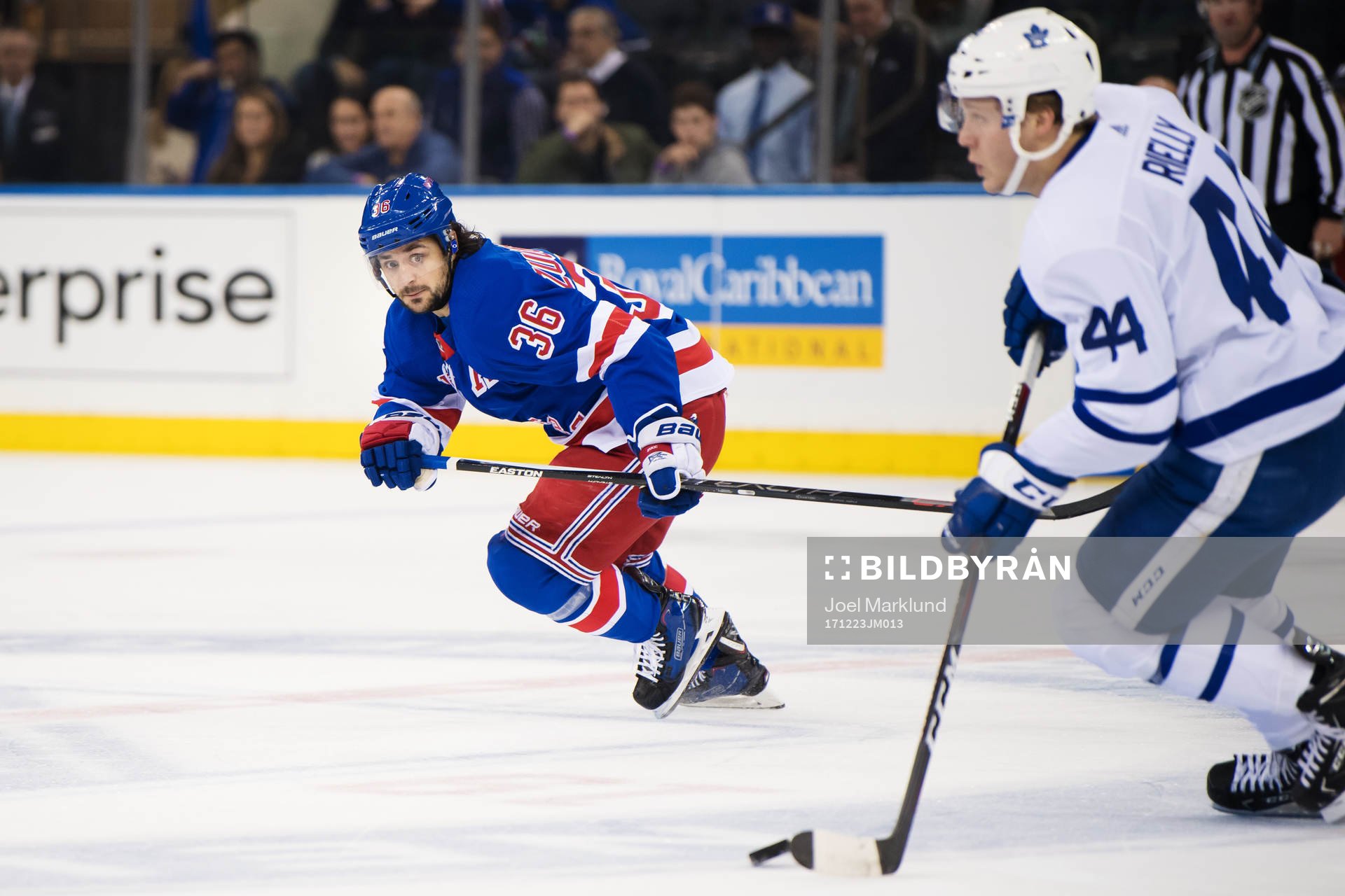 Rangers Mats Zuccarello och Maple Leafs Morgan Reilly