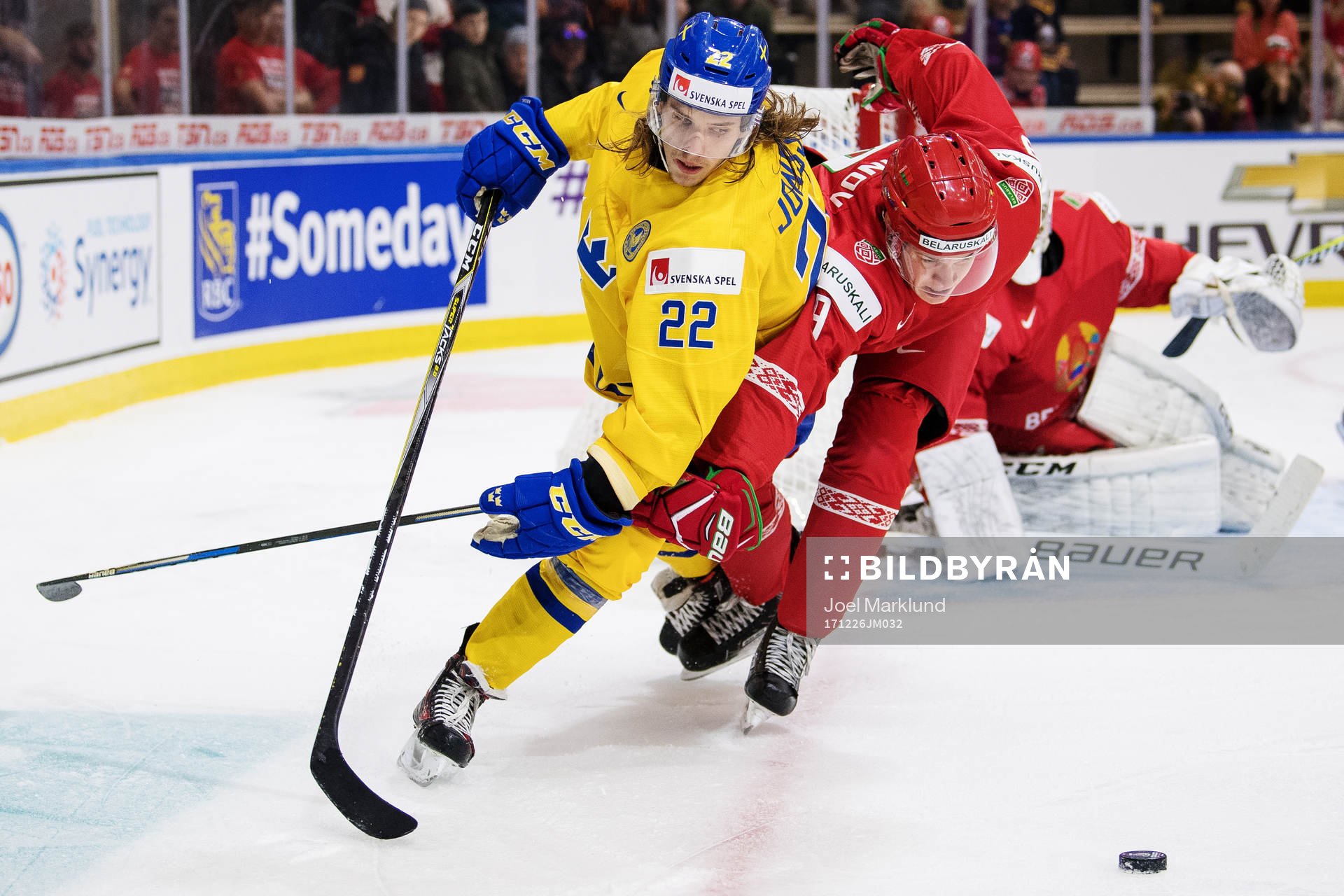 Sveriges Axel Jonsson Fjällby och Belarus Ilya Litvinov i