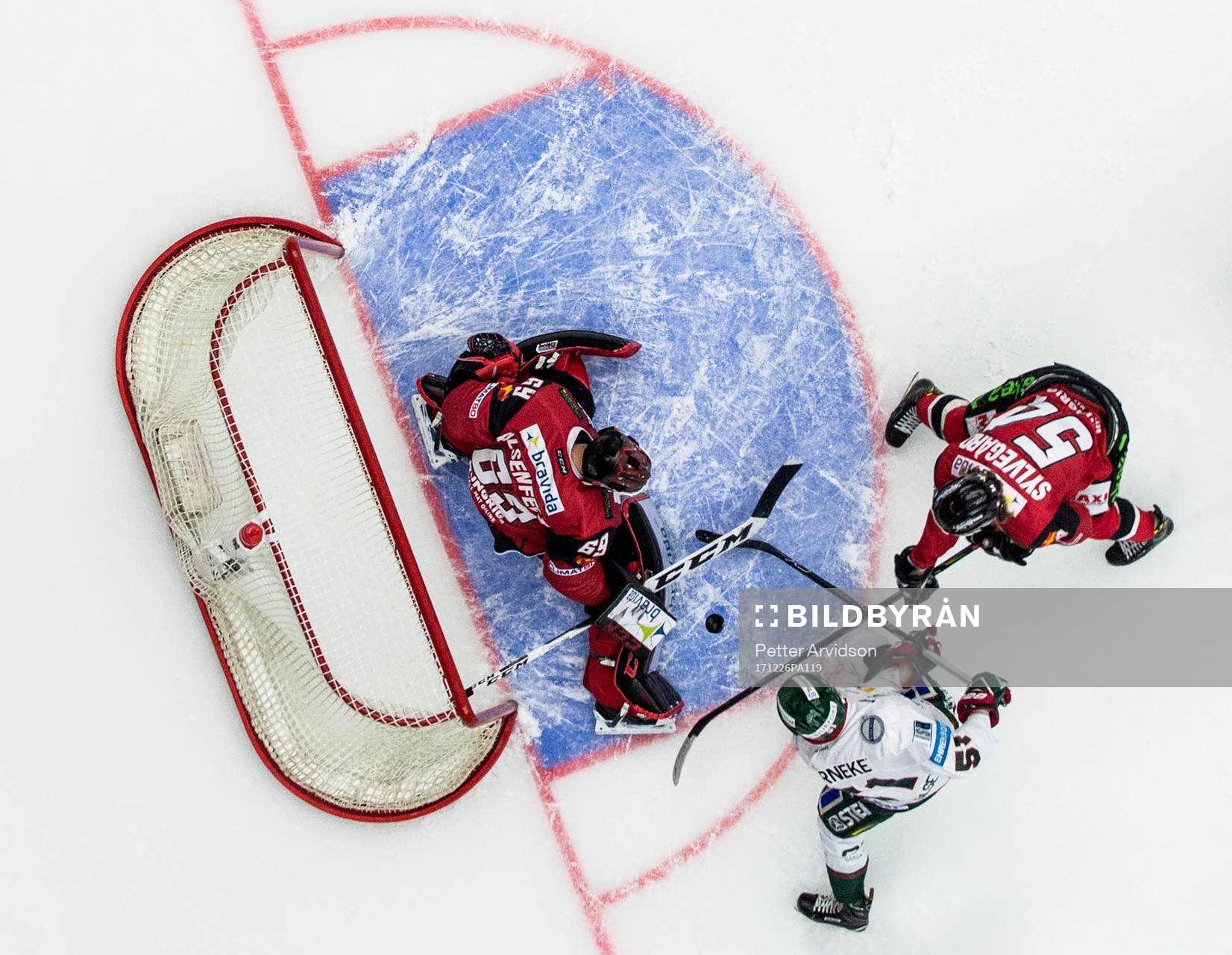 Frölundas Mats Rosseli Olsen oroar mot Malmö Redhawks