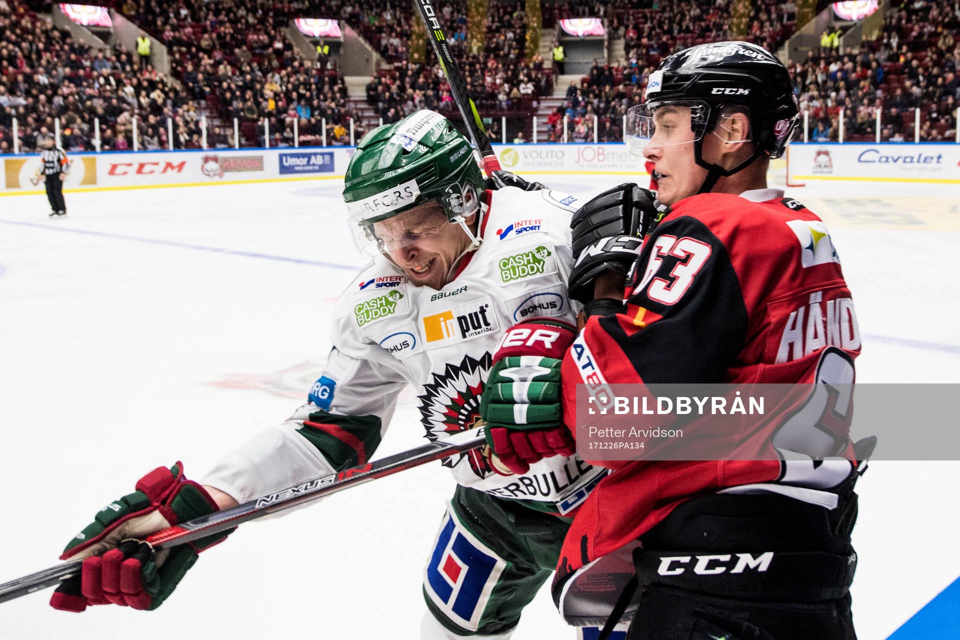 Frölundas Max Friberg och Malmö Redhawks Fredrik