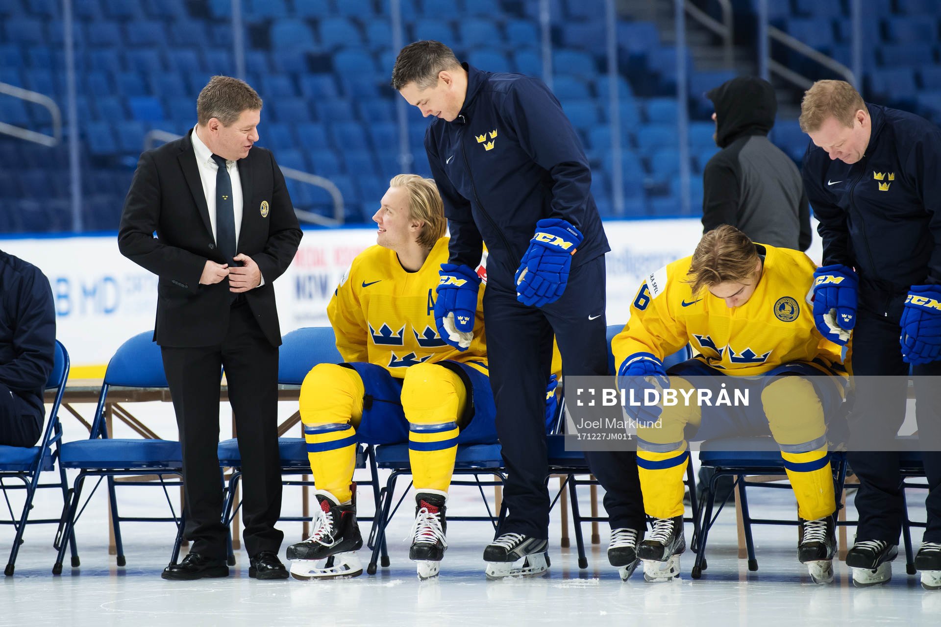 Team manager Jonas Fransson, Alexander Nylander och