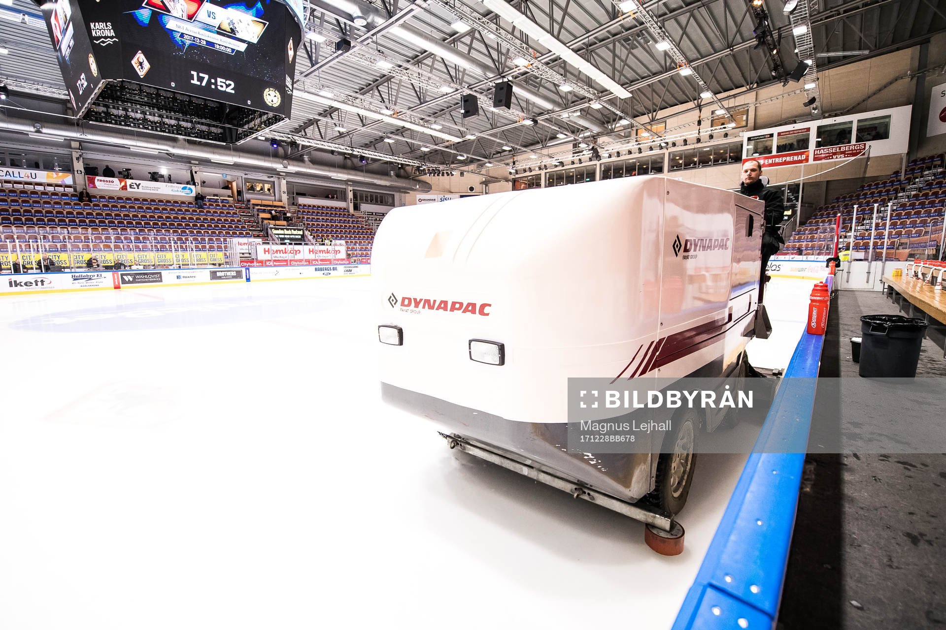 Ismaskin på NKT arena invändigt