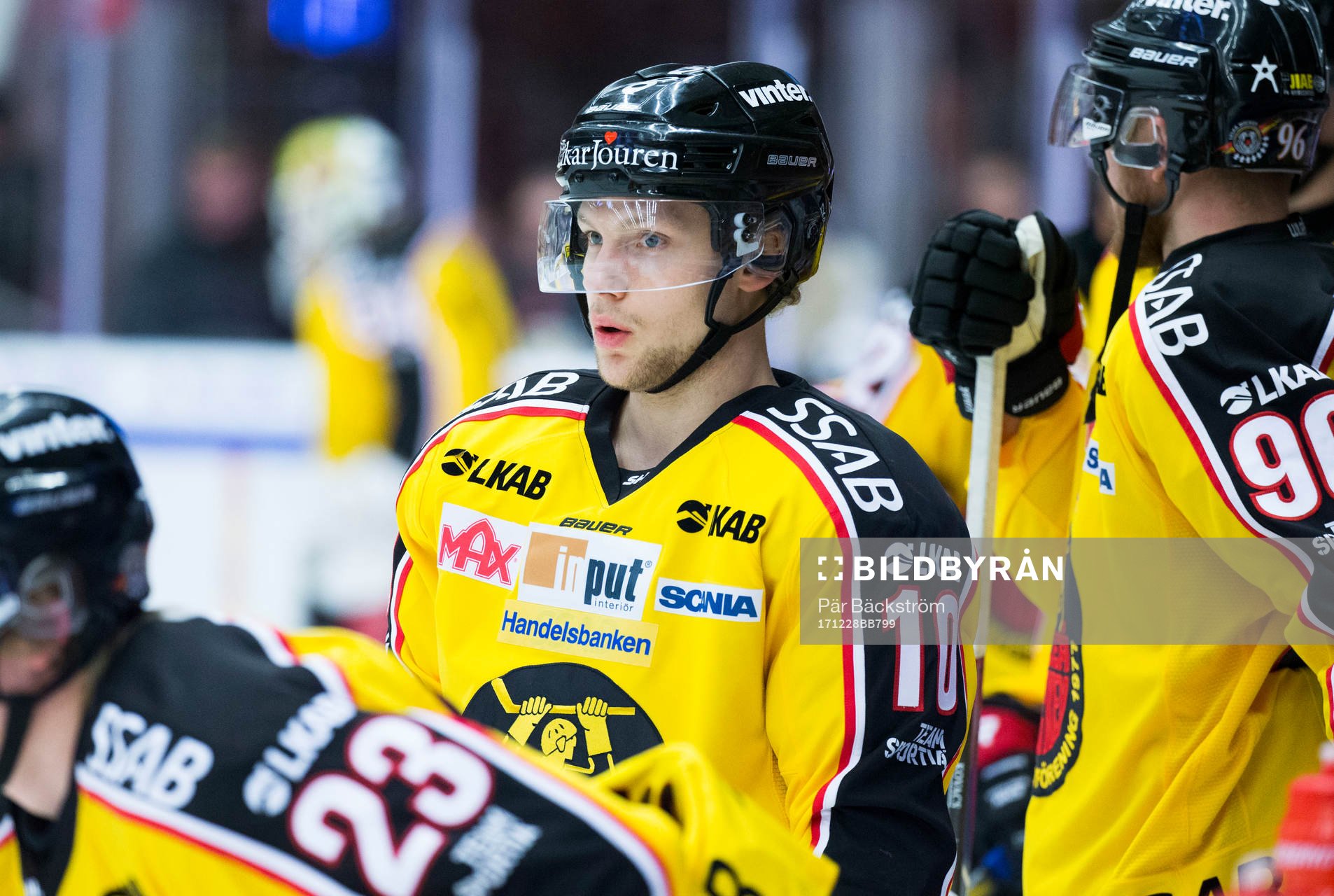 Luleås Einar Emanuelsson på uppvärmningen