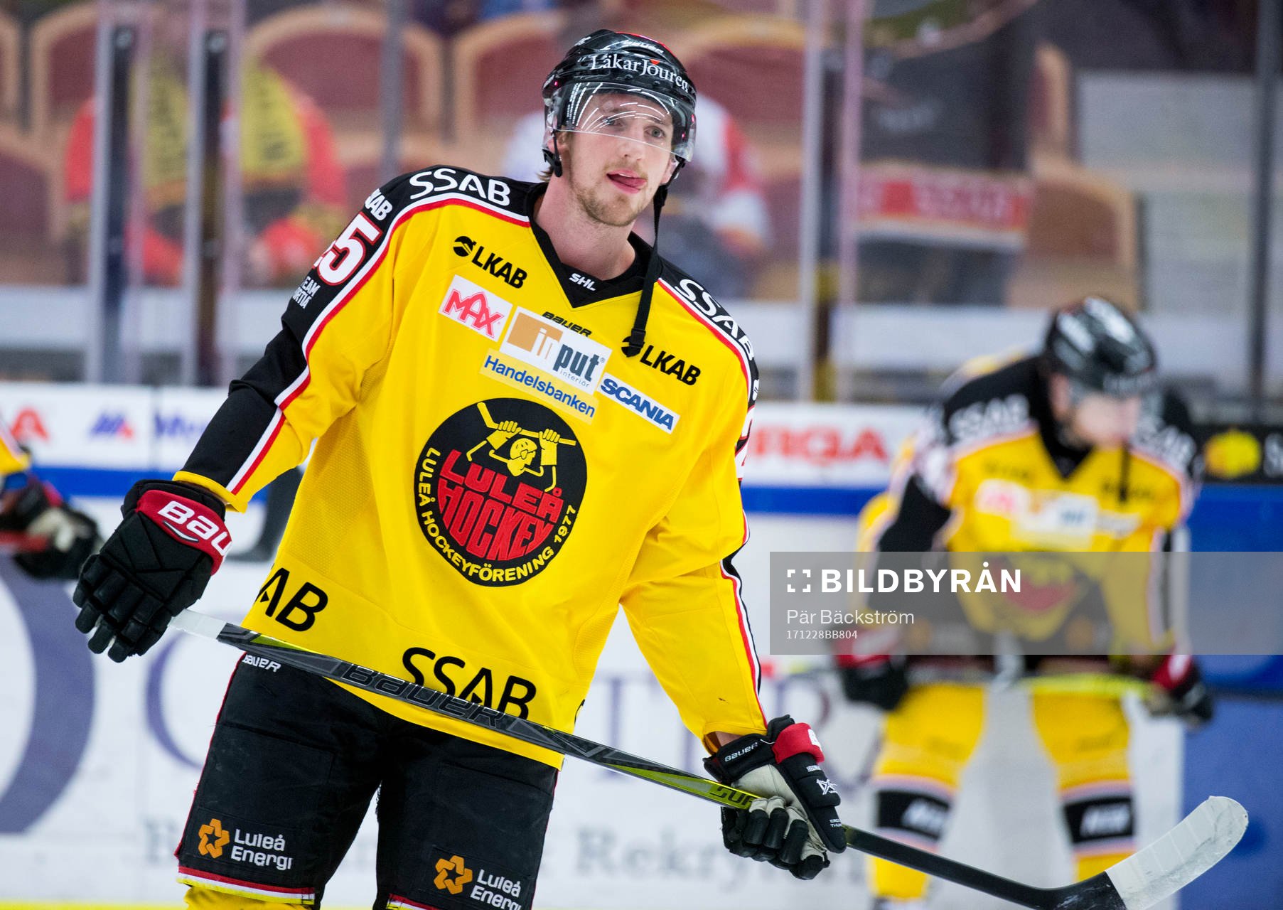 Luleås Anton Hedman på värmningen