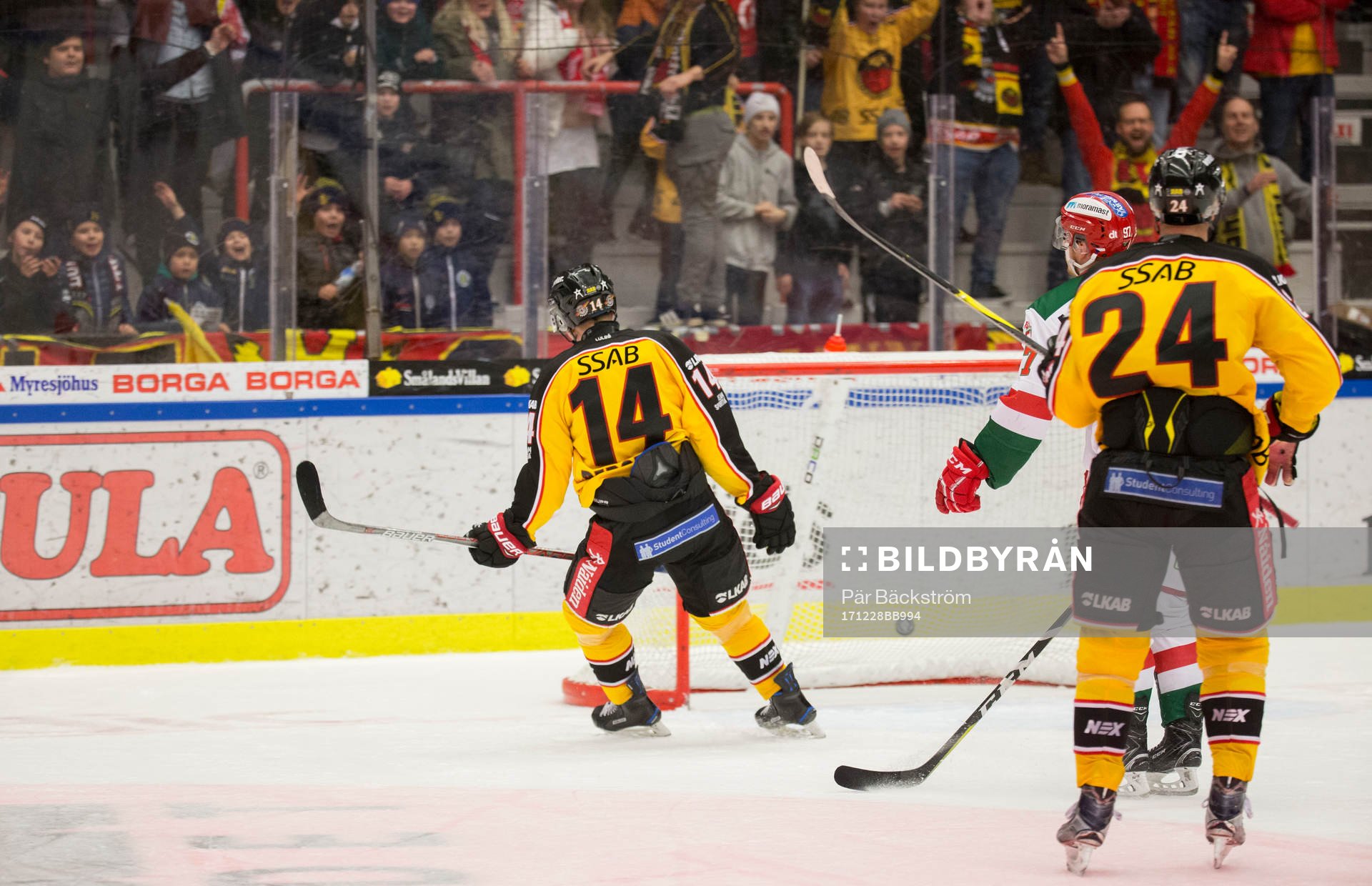 Luleås Jonas Berglund sätter 3-1 målet i tom kasse