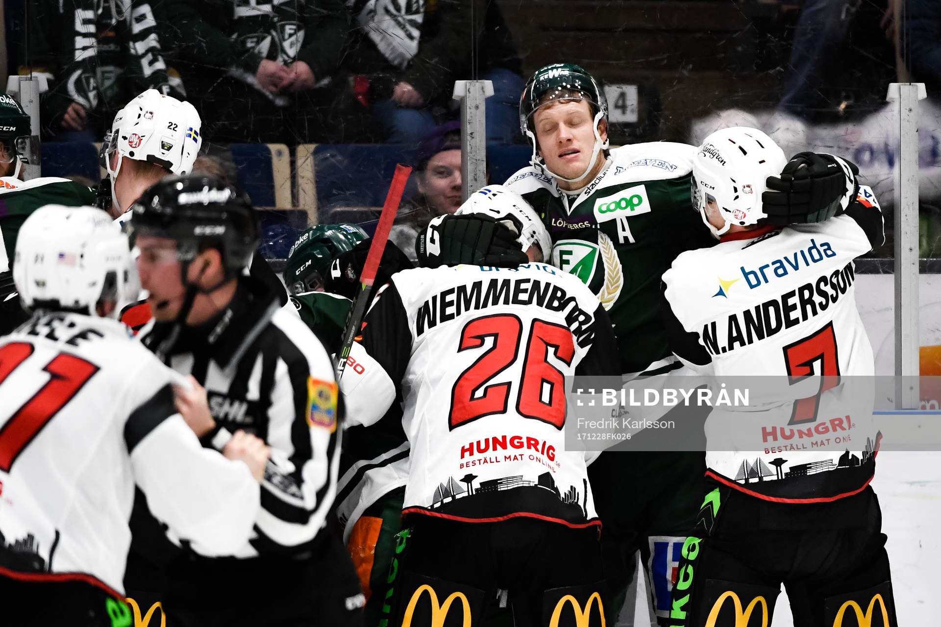 Malmö Redhawks Axel Wemmenblorn och Nils Andersson i bråk