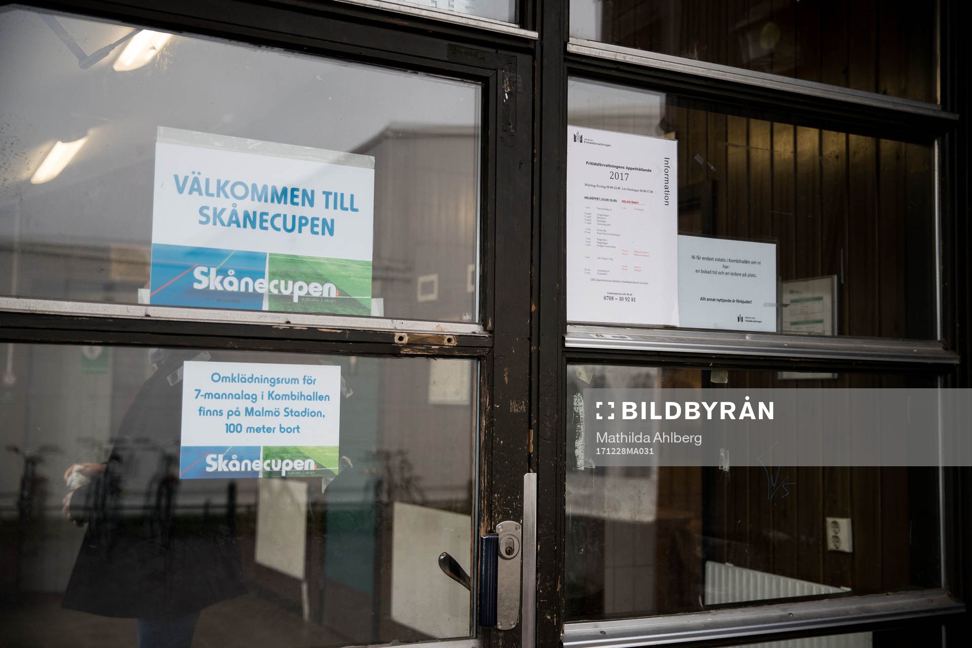 Skylt hälsar besökare välkomna till Skånecupen