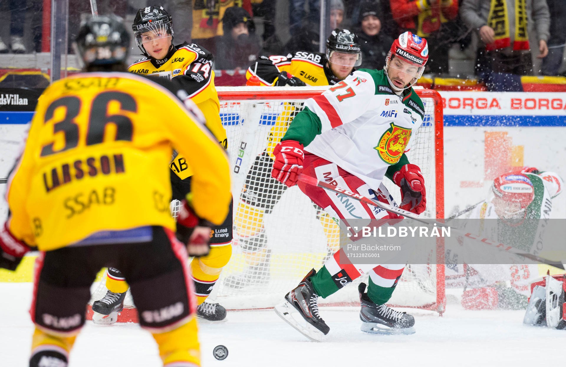 Luleås Jonas Berglund och Moras Keaton Ellerby