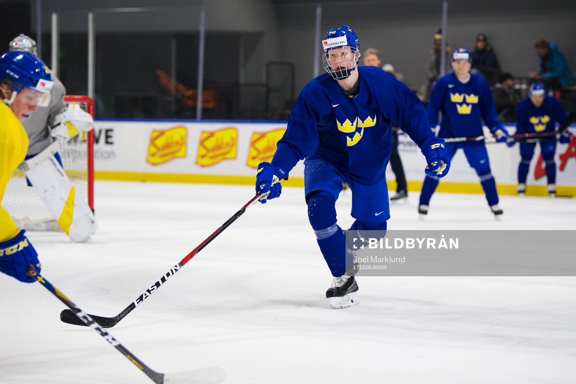 Rasmus Dahlin på Sveriges träning