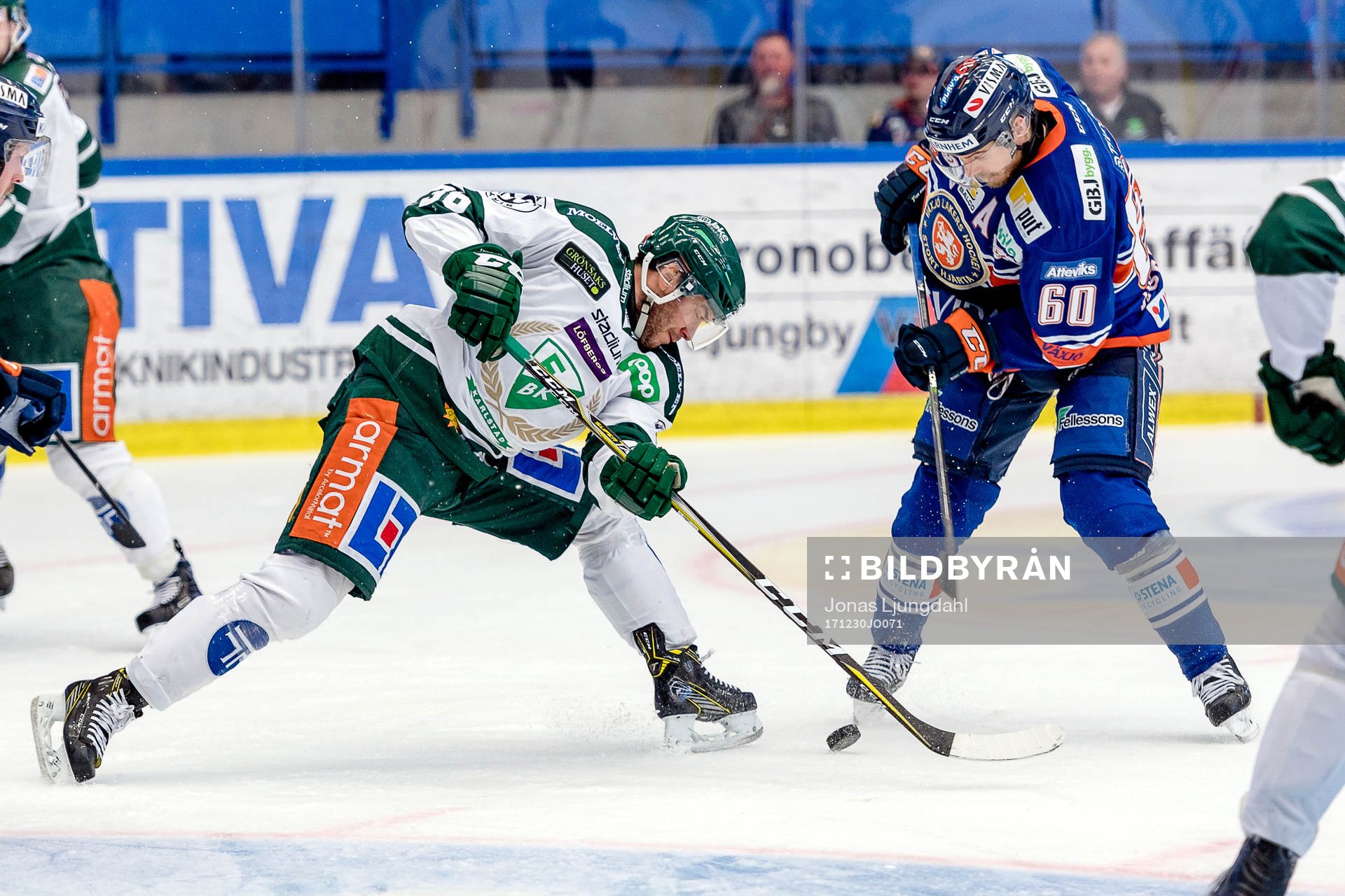 Färjestads Niklas Fogström och Växjös Erik Josefsson