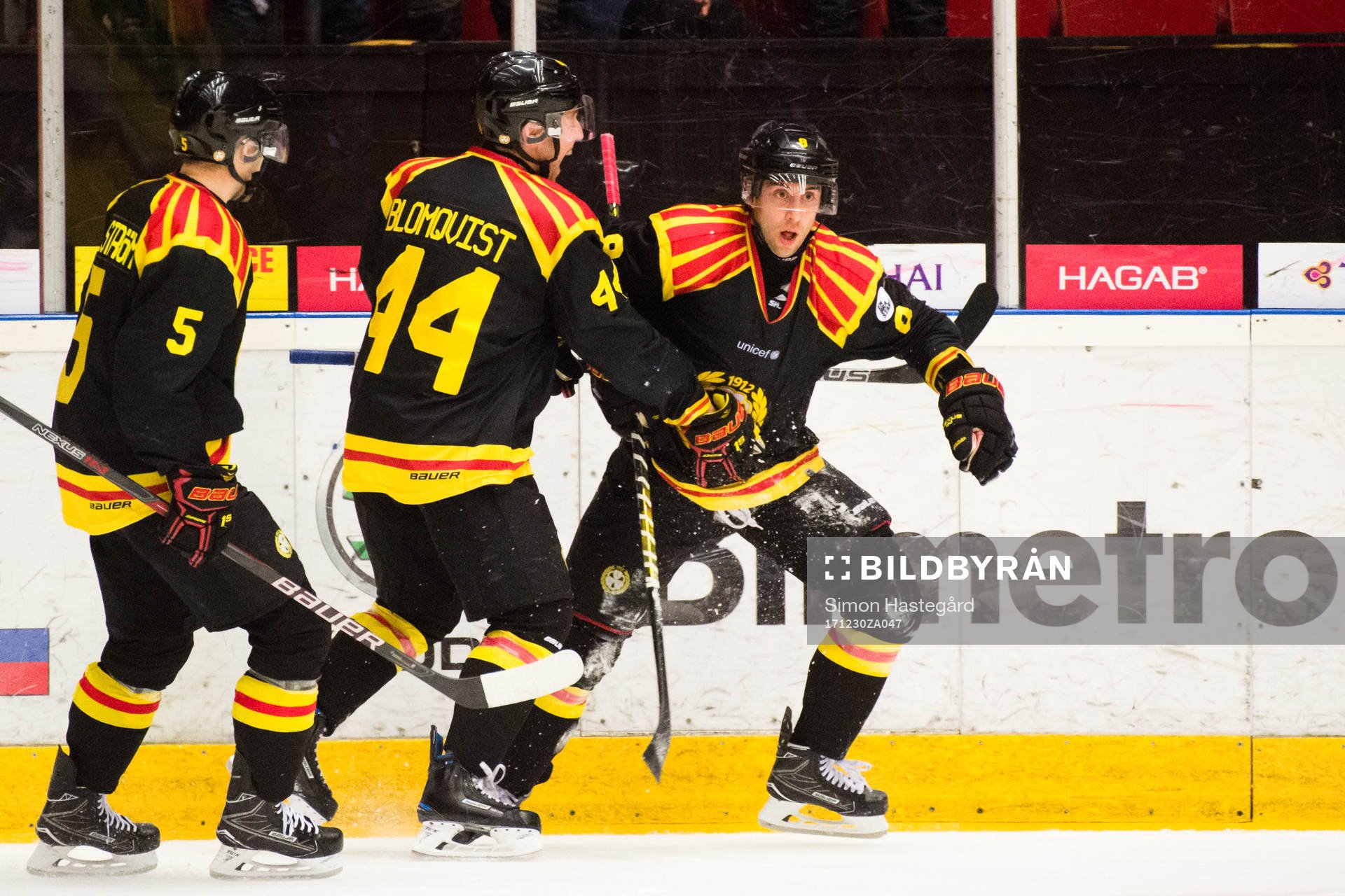 Brynäs Aaron Palushaj jublar med Lukas Kilström och Jacob