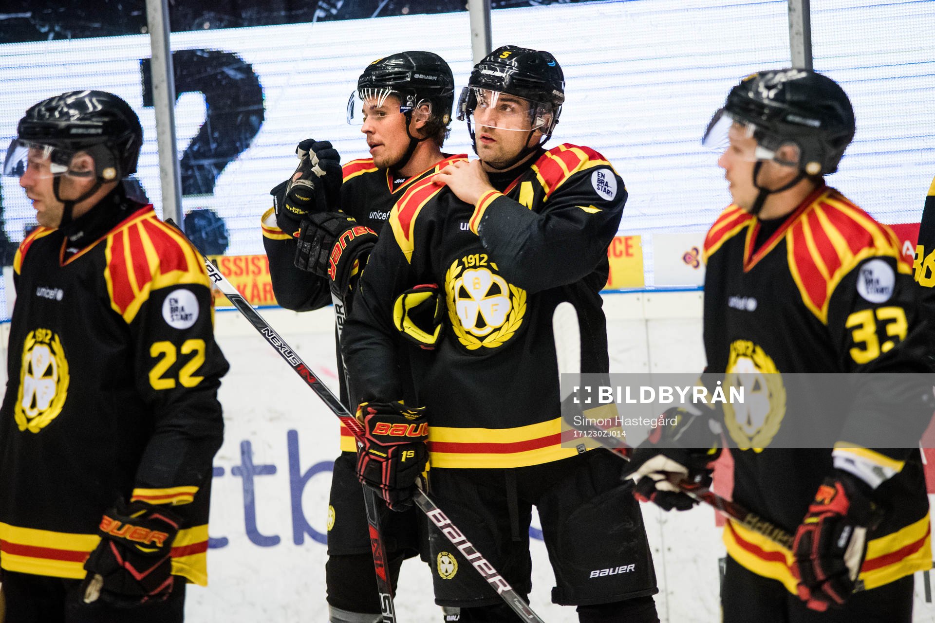Brynäs Lucas Carlsson och Lukas Kilström före