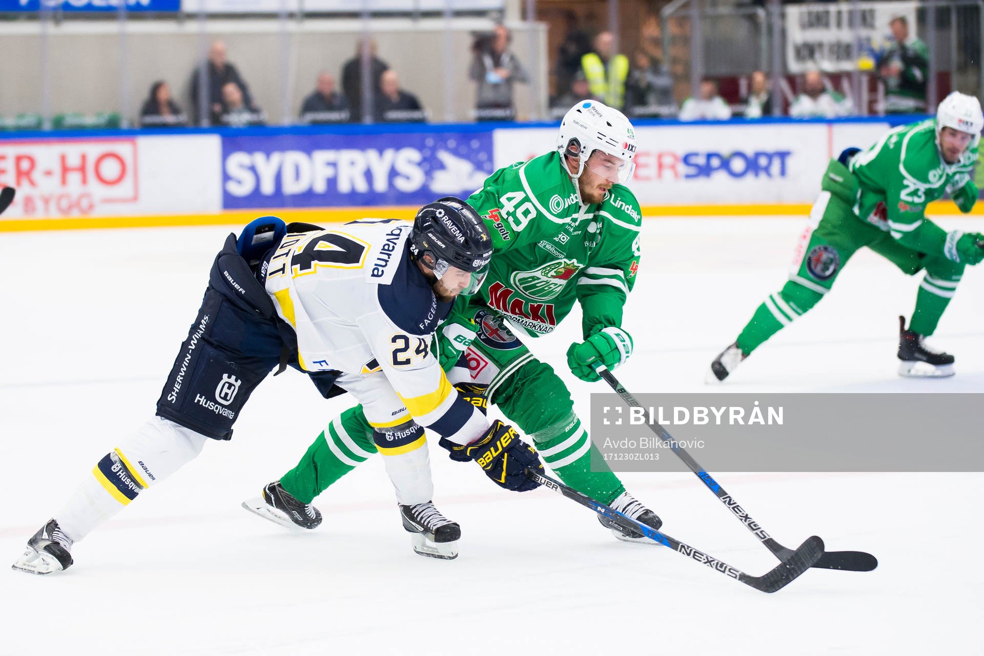 Rögles Sebastian Collberg och HV71 Stefan Elliott