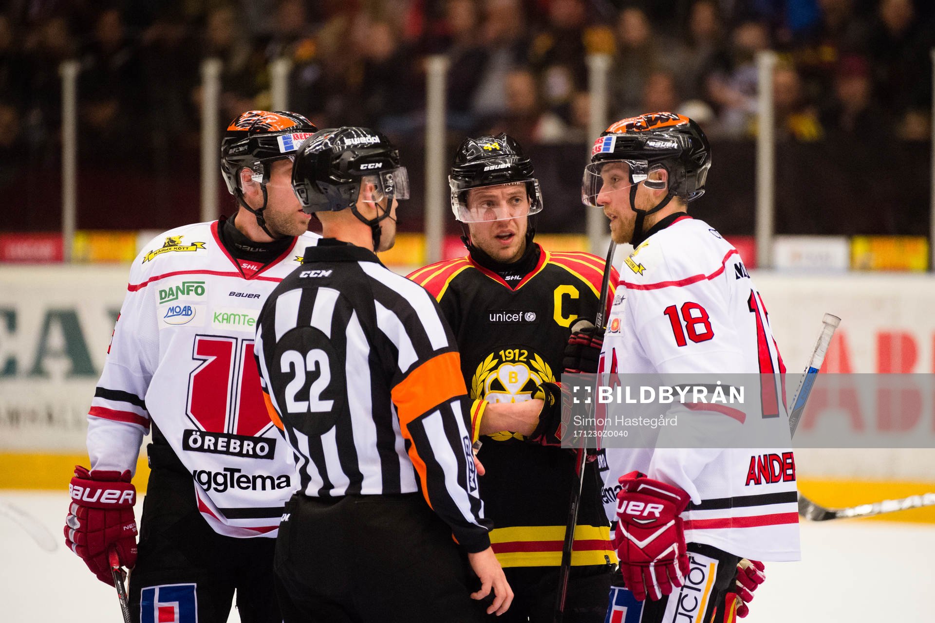 Brynäs Jacob Blomqvist och Örebros Joakim Andersson i