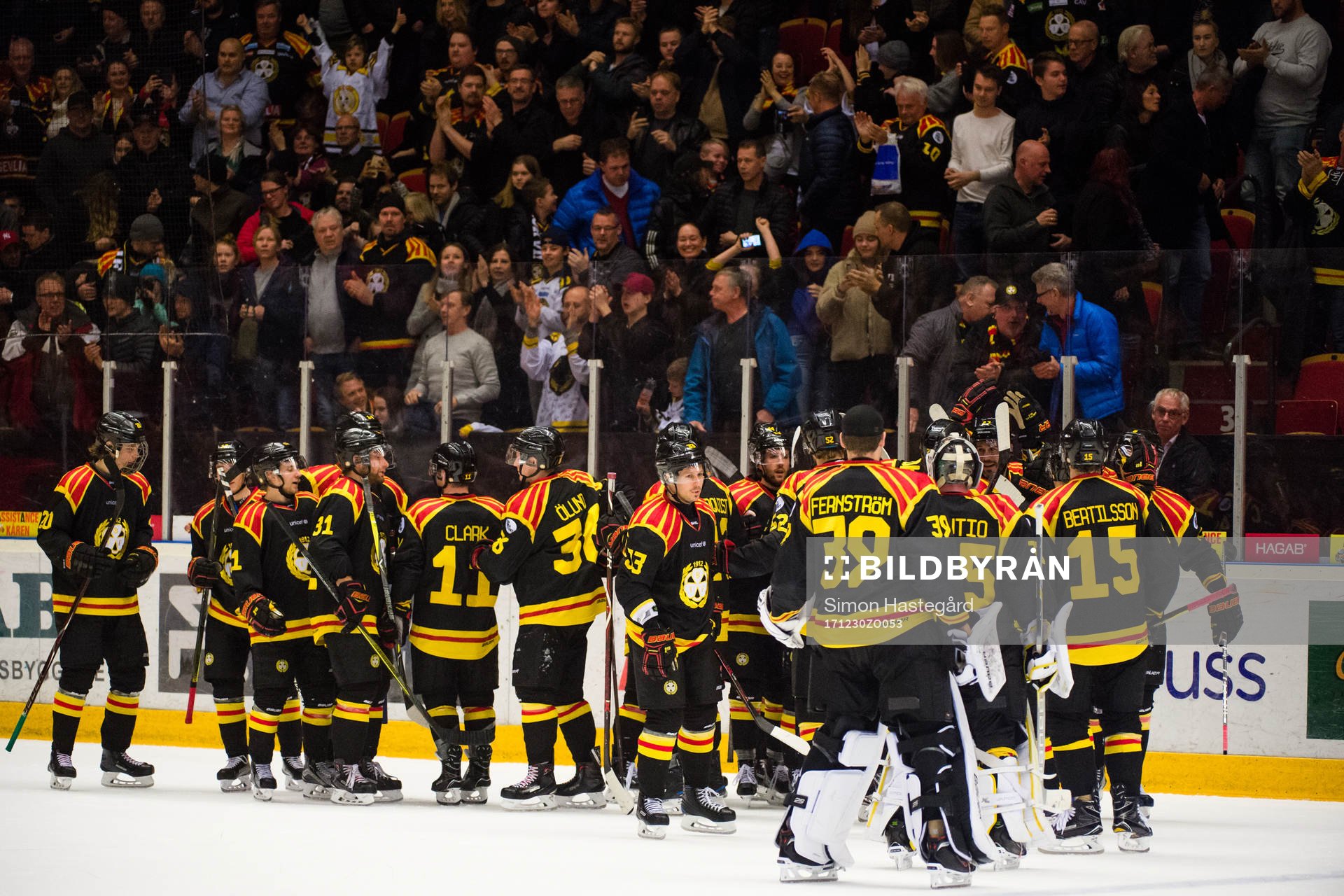 Brynäs spelare jublar