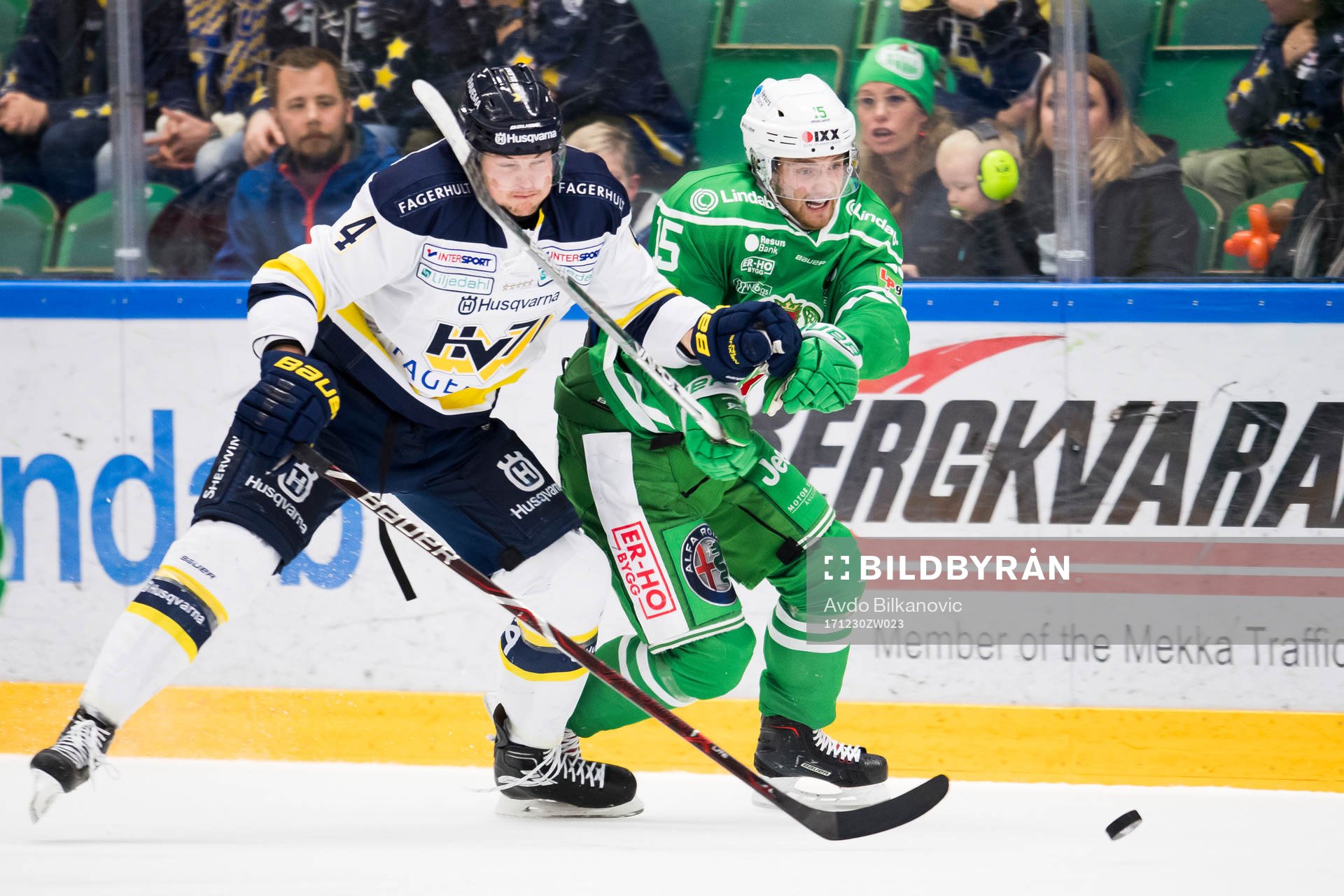 Rögles Simon Ryfors och HV71 Max Wärn