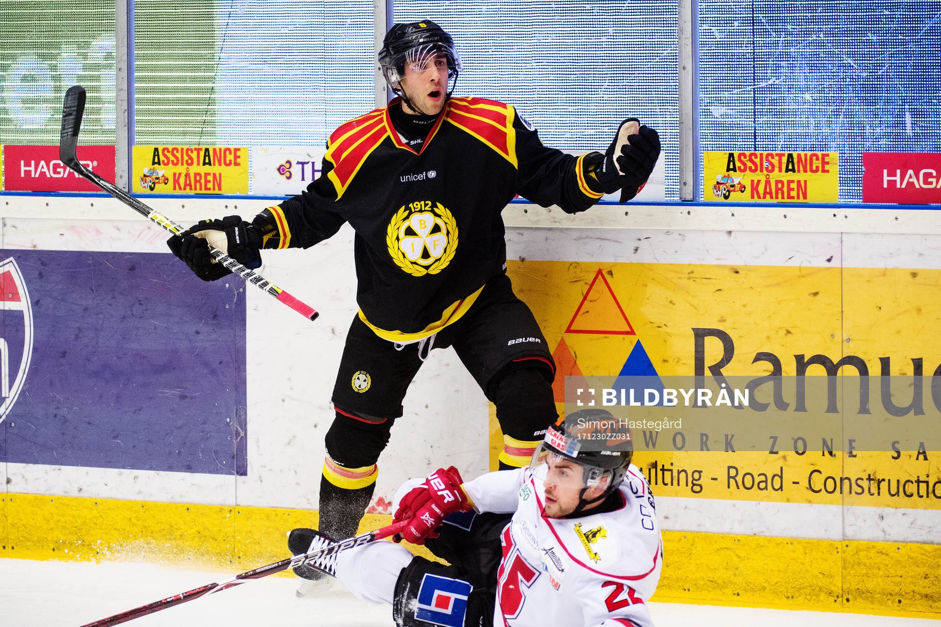 Brynäs Aaron Palushaj reagerar då han får utvisning