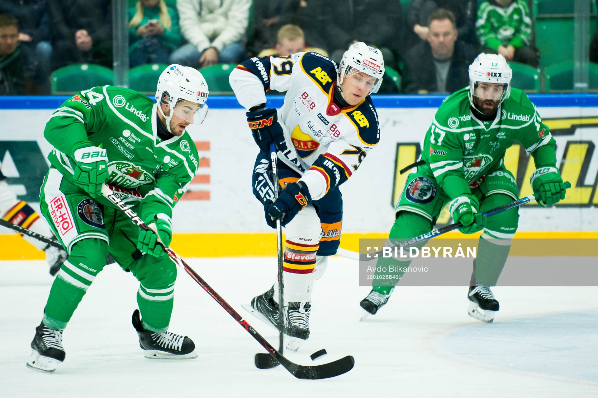 Rögles Stephen Perfetto och Djurgårdens Patrik Lundh