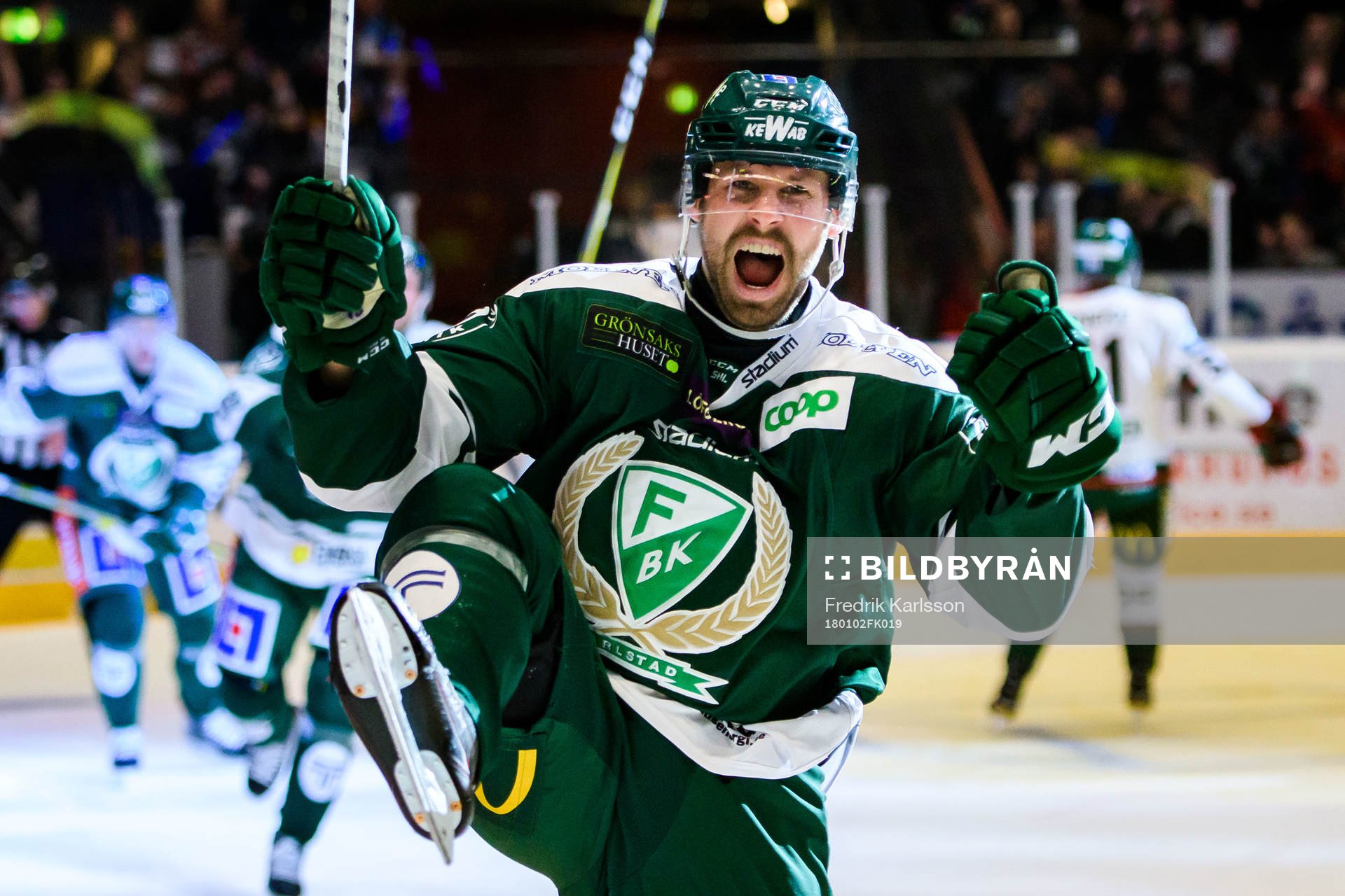 Färjestads Dick Axelsson jublar